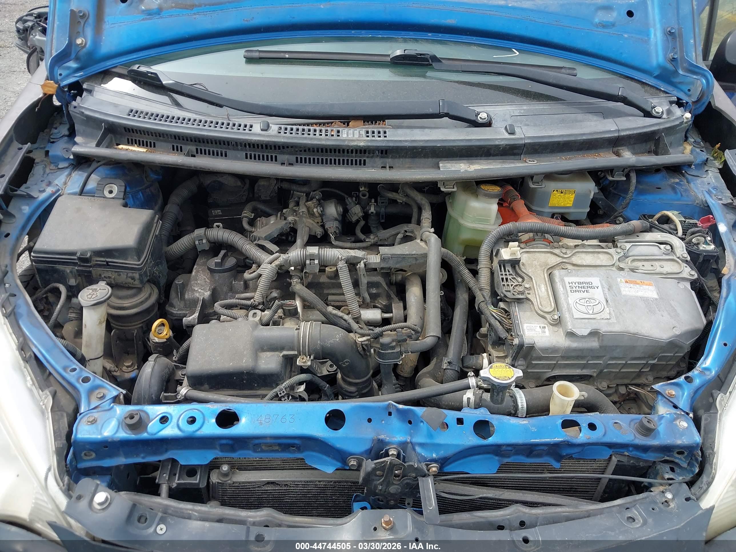 TOYOTA PRIUS image 10