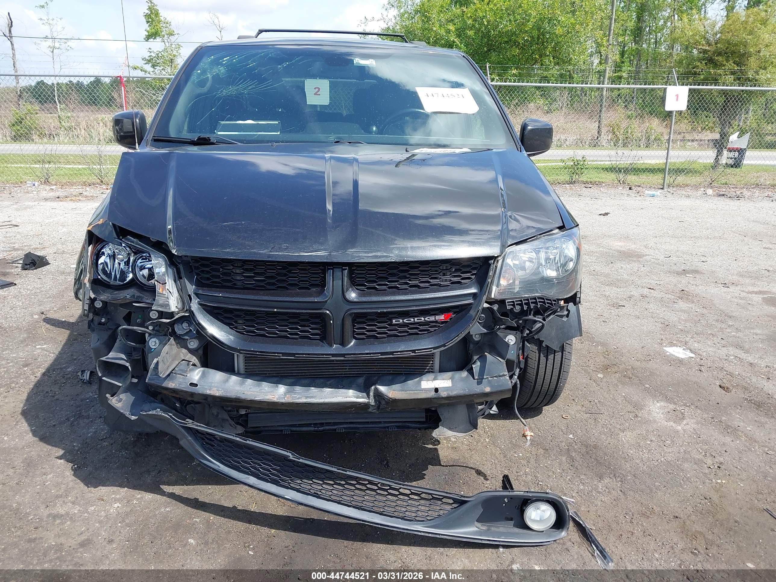 DODGE GRAND image 6