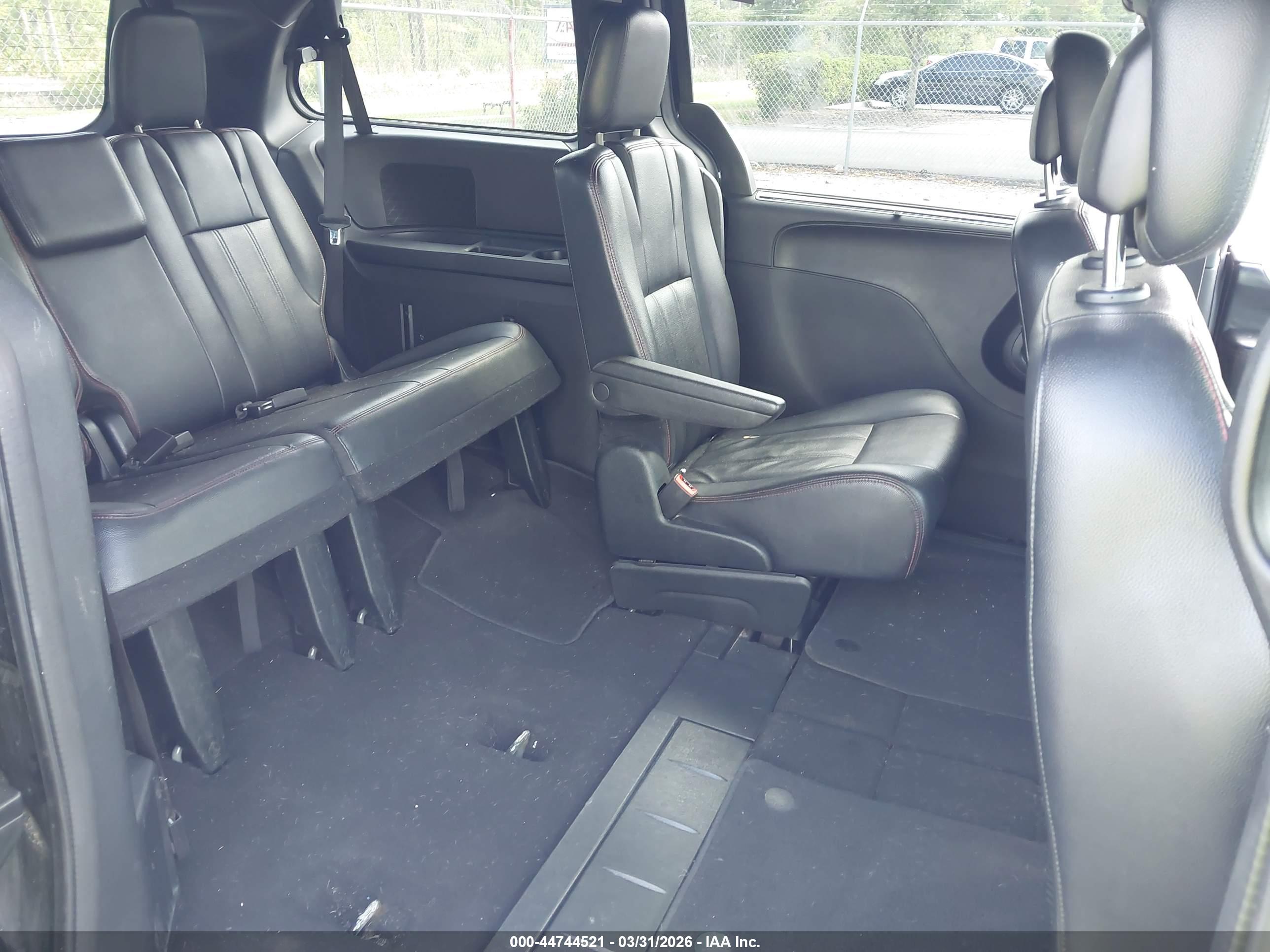 DODGE GRAND image 8