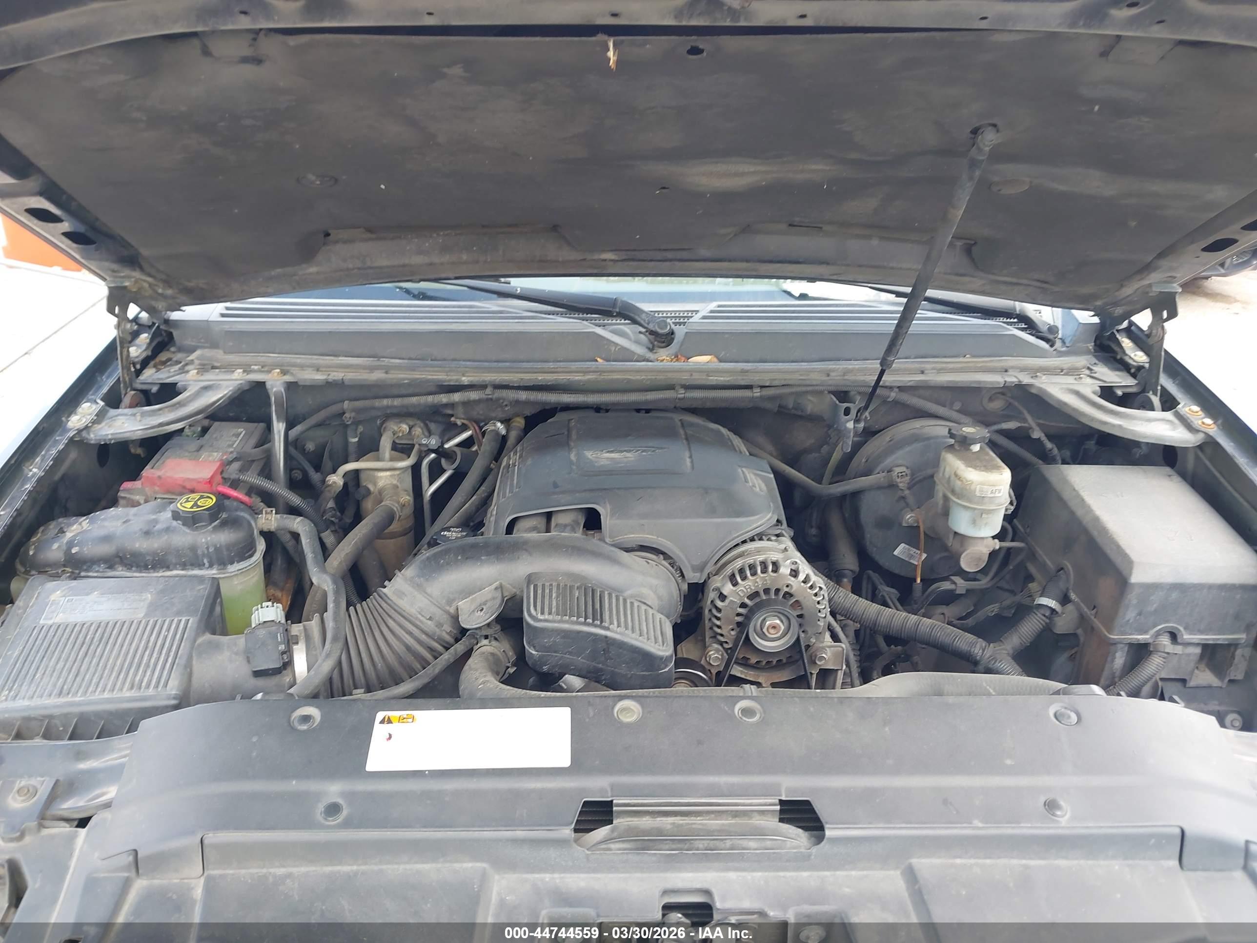 CHEVROLET TAHOE image 10