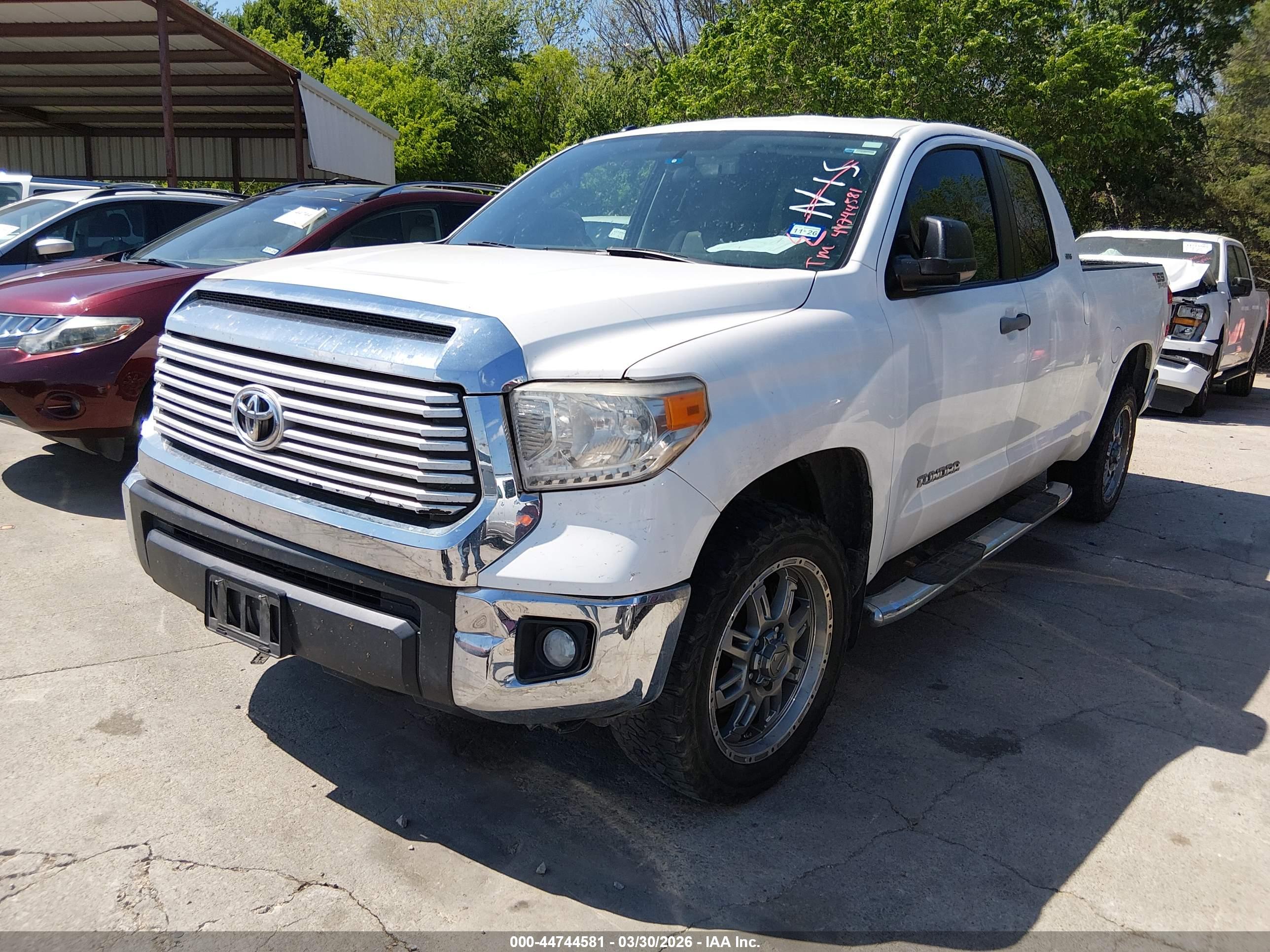TOYOTA TUNDRA image 2