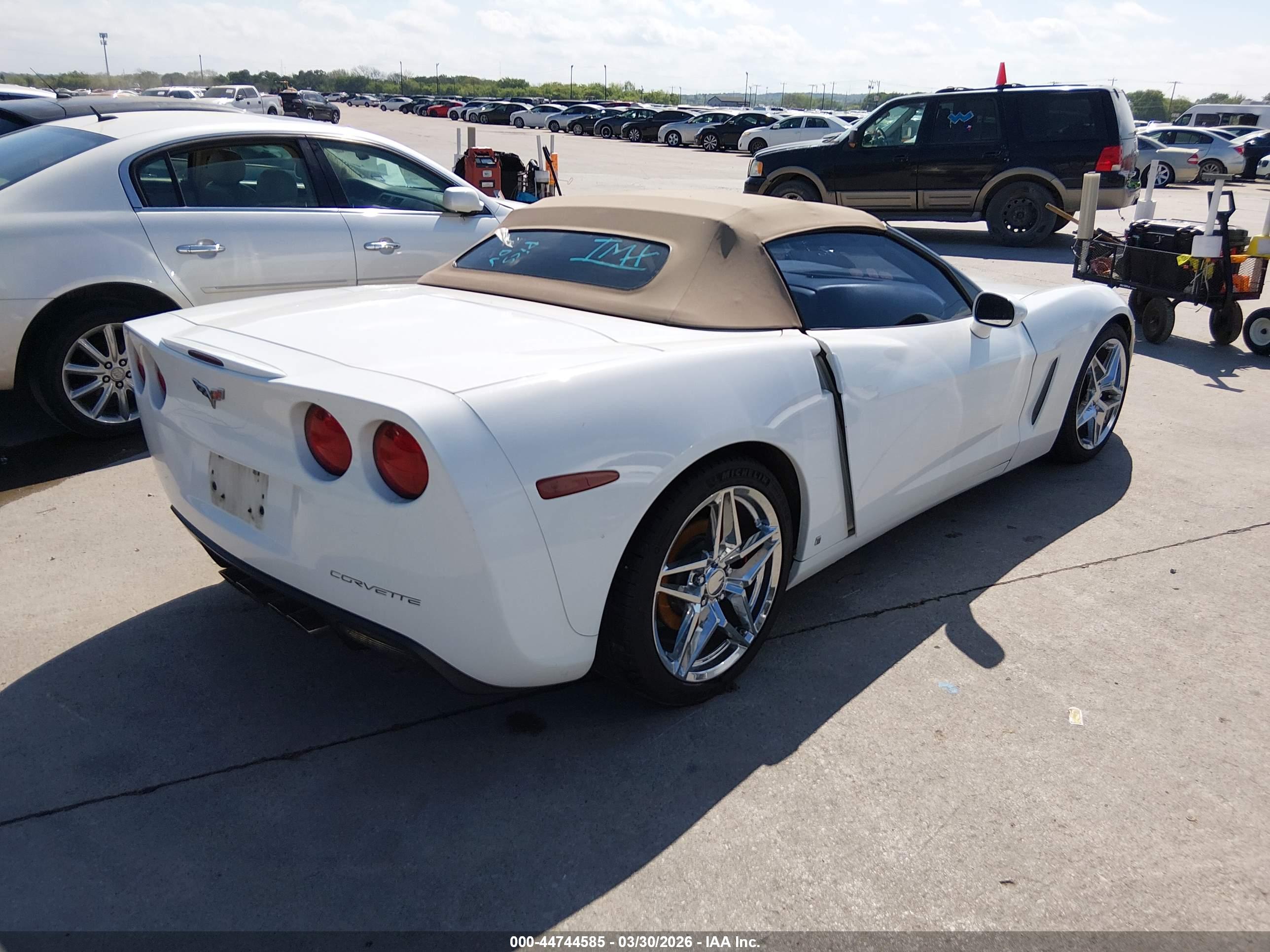 CHEVROLET CORVETTE image 4
