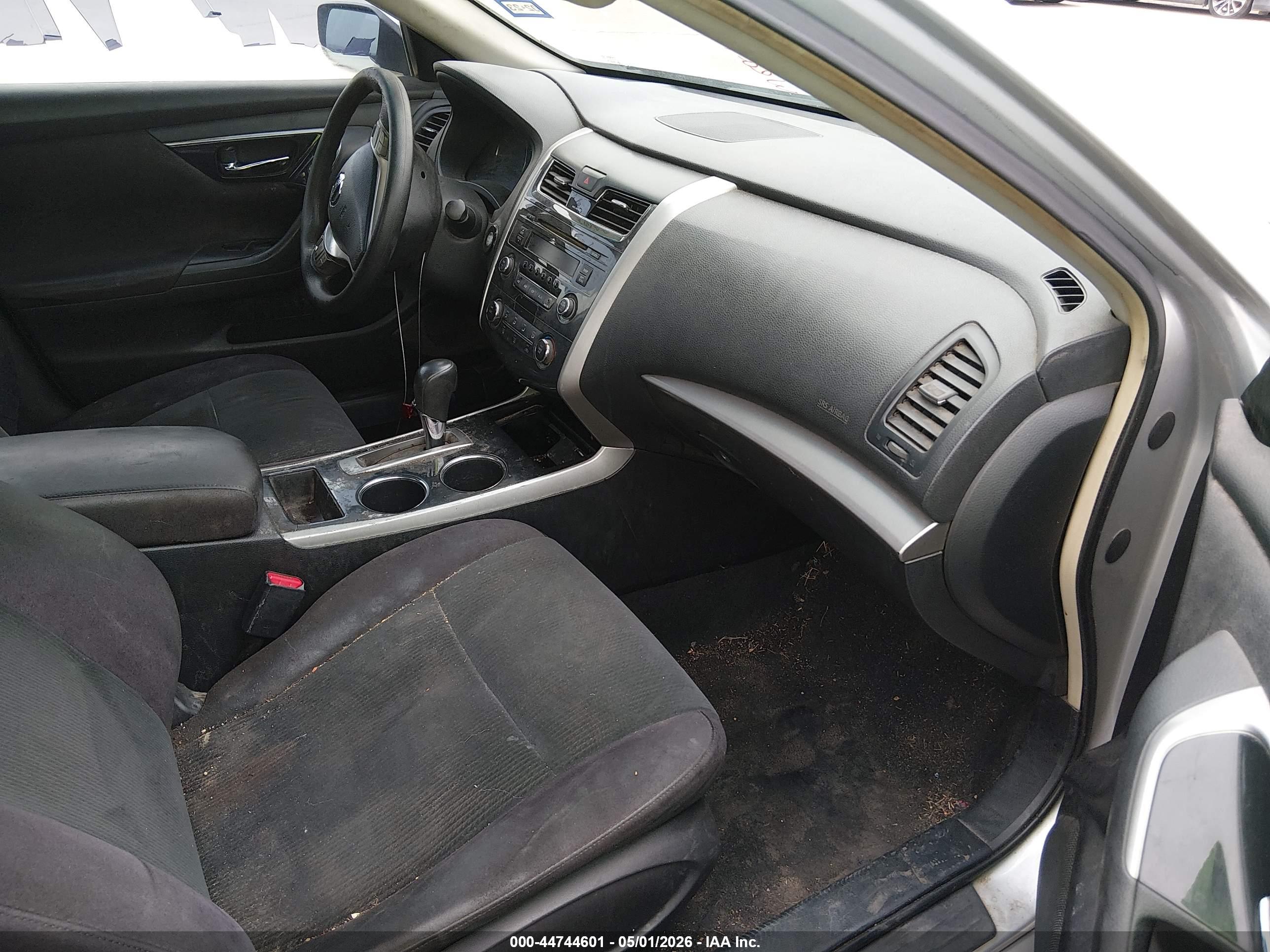 NISSAN ALTIMA image 5