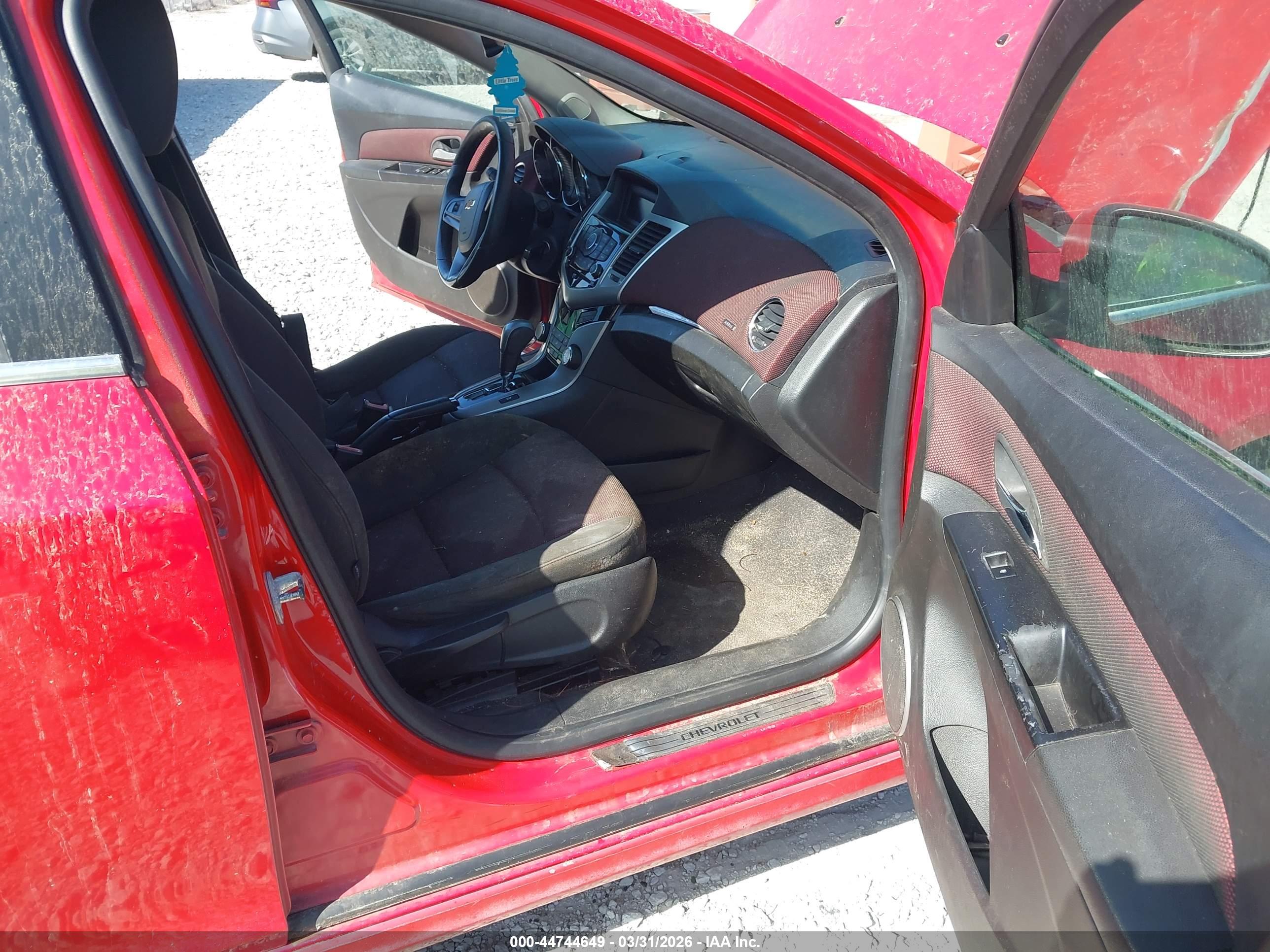 CHEVROLET CRUZE image 5