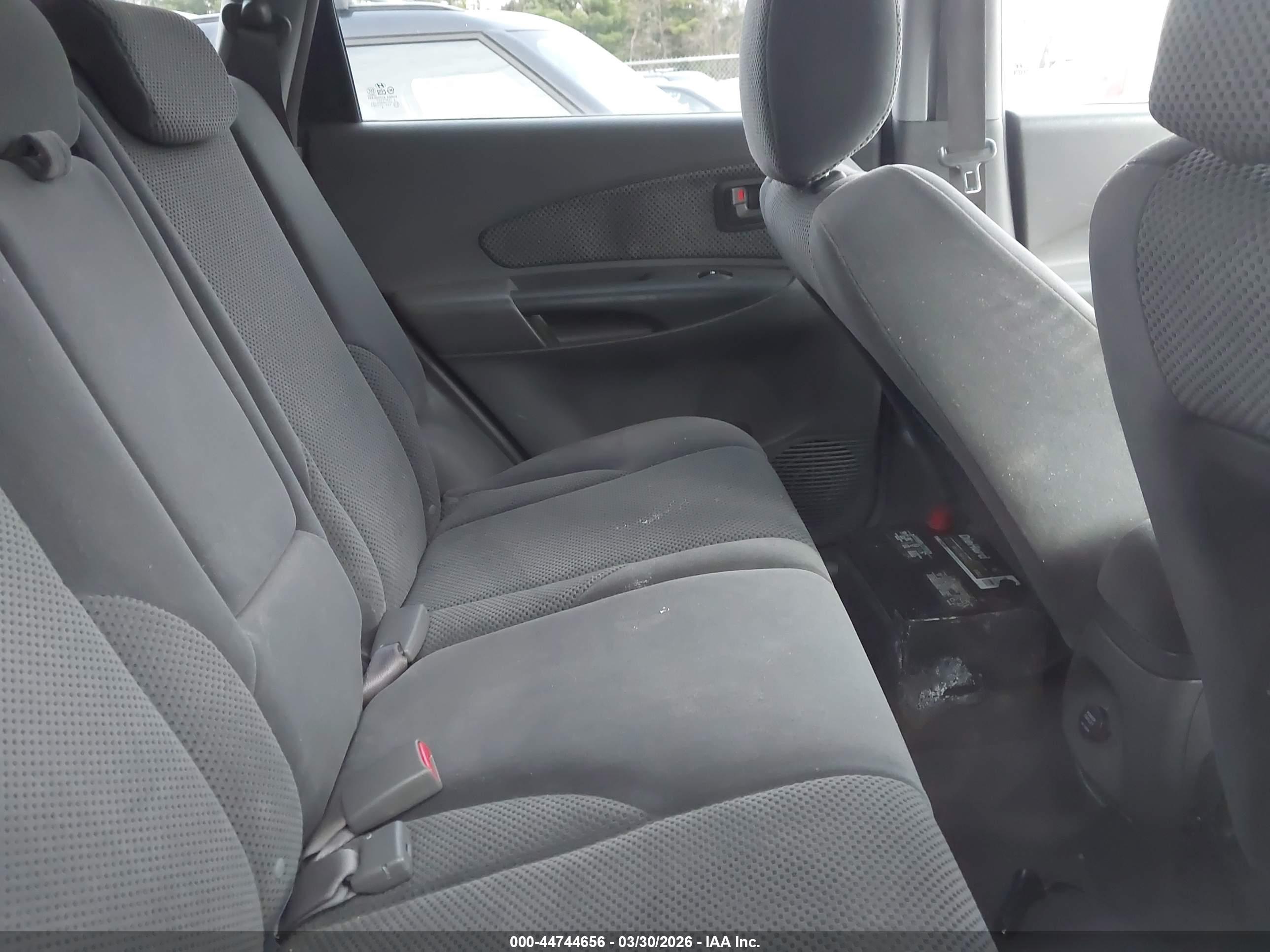 HYUNDAI TUCSON image 8