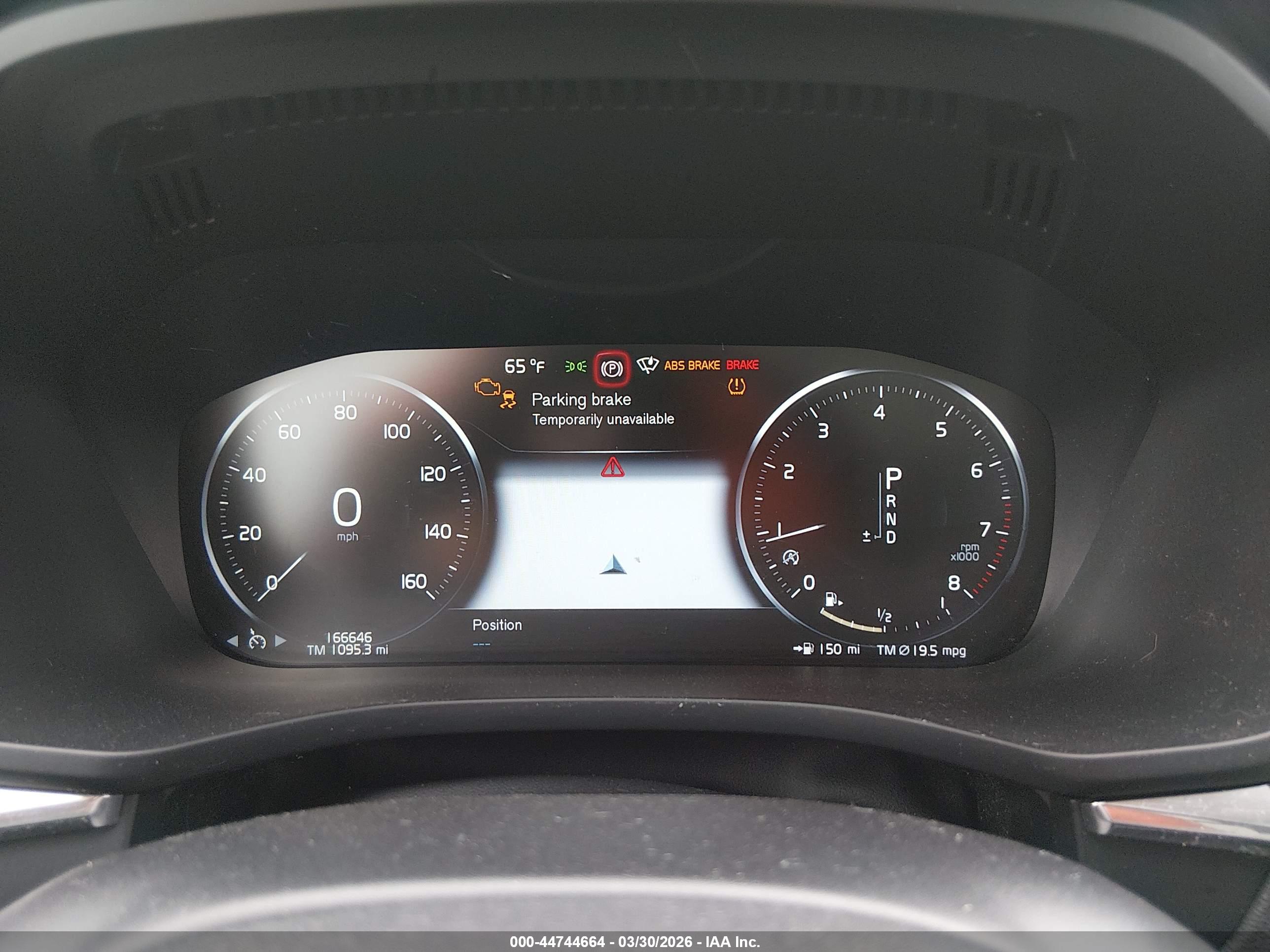 VOLVO XC60 image 7