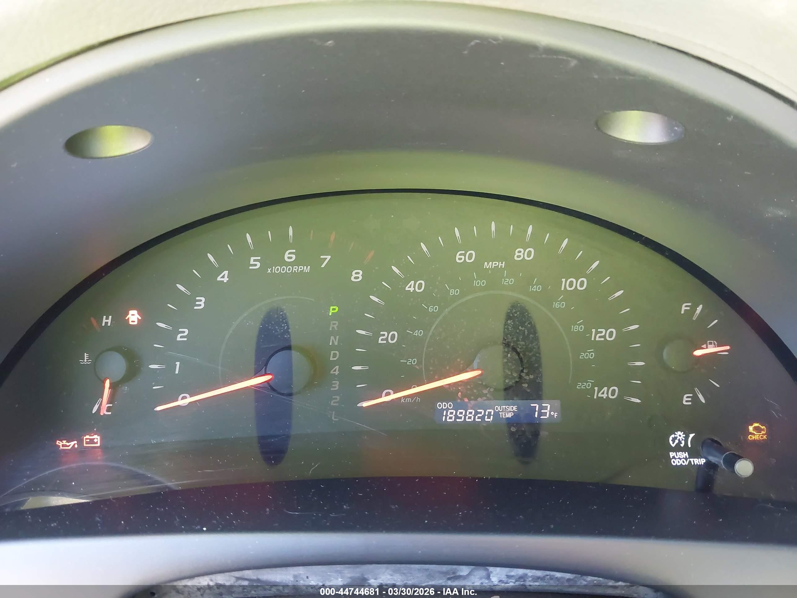 TOYOTA CAMRY image 7
