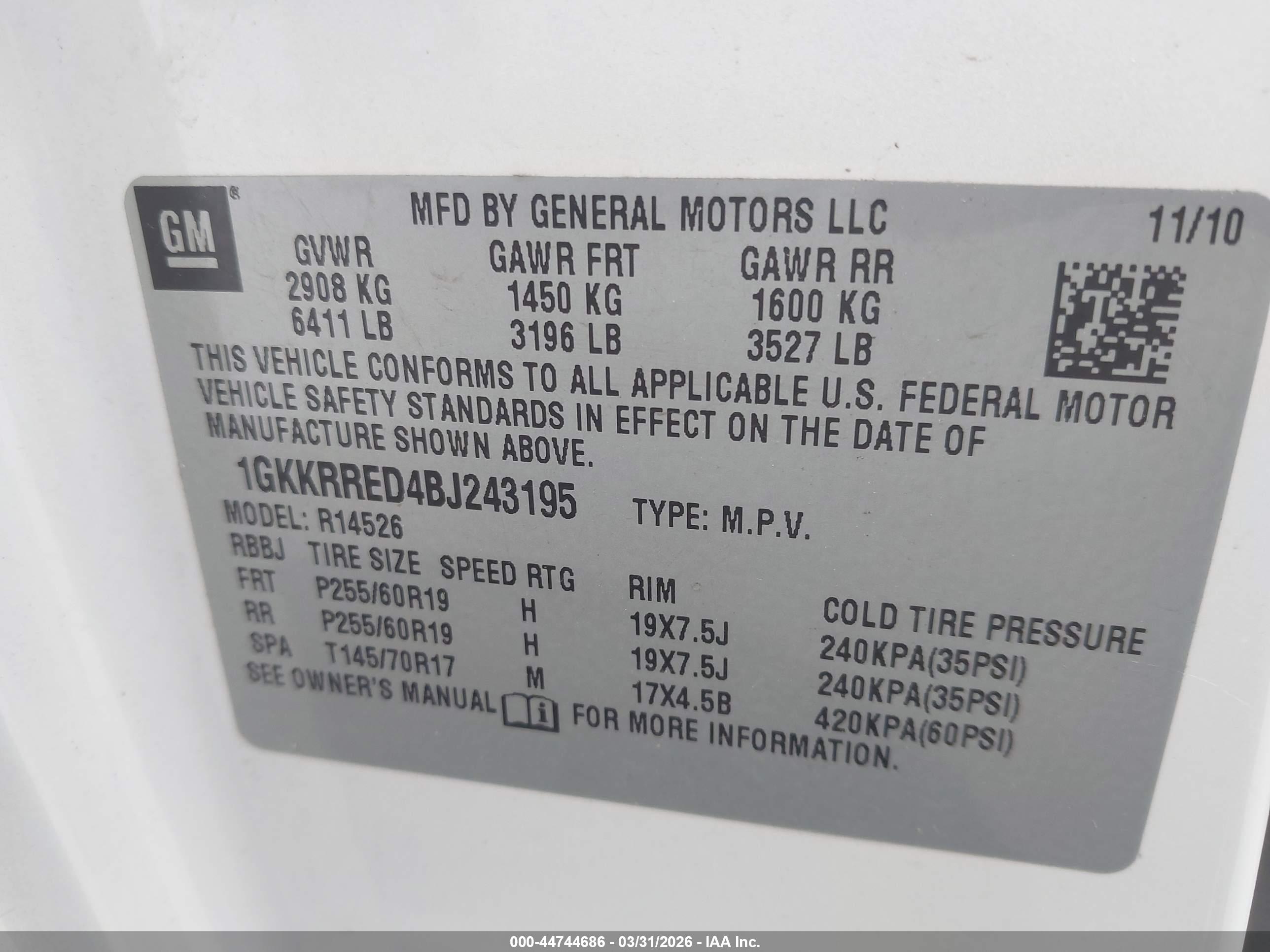 GMC ACADIA image 9