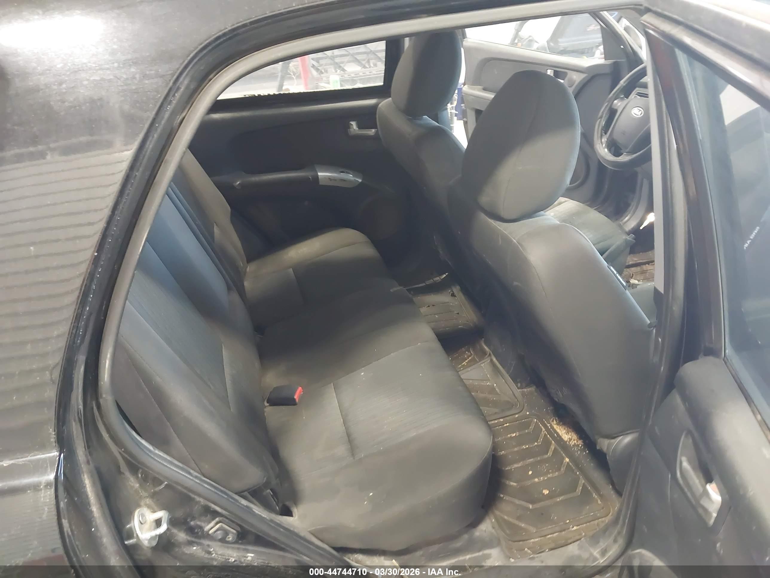 KIA SPORTAGE image 8