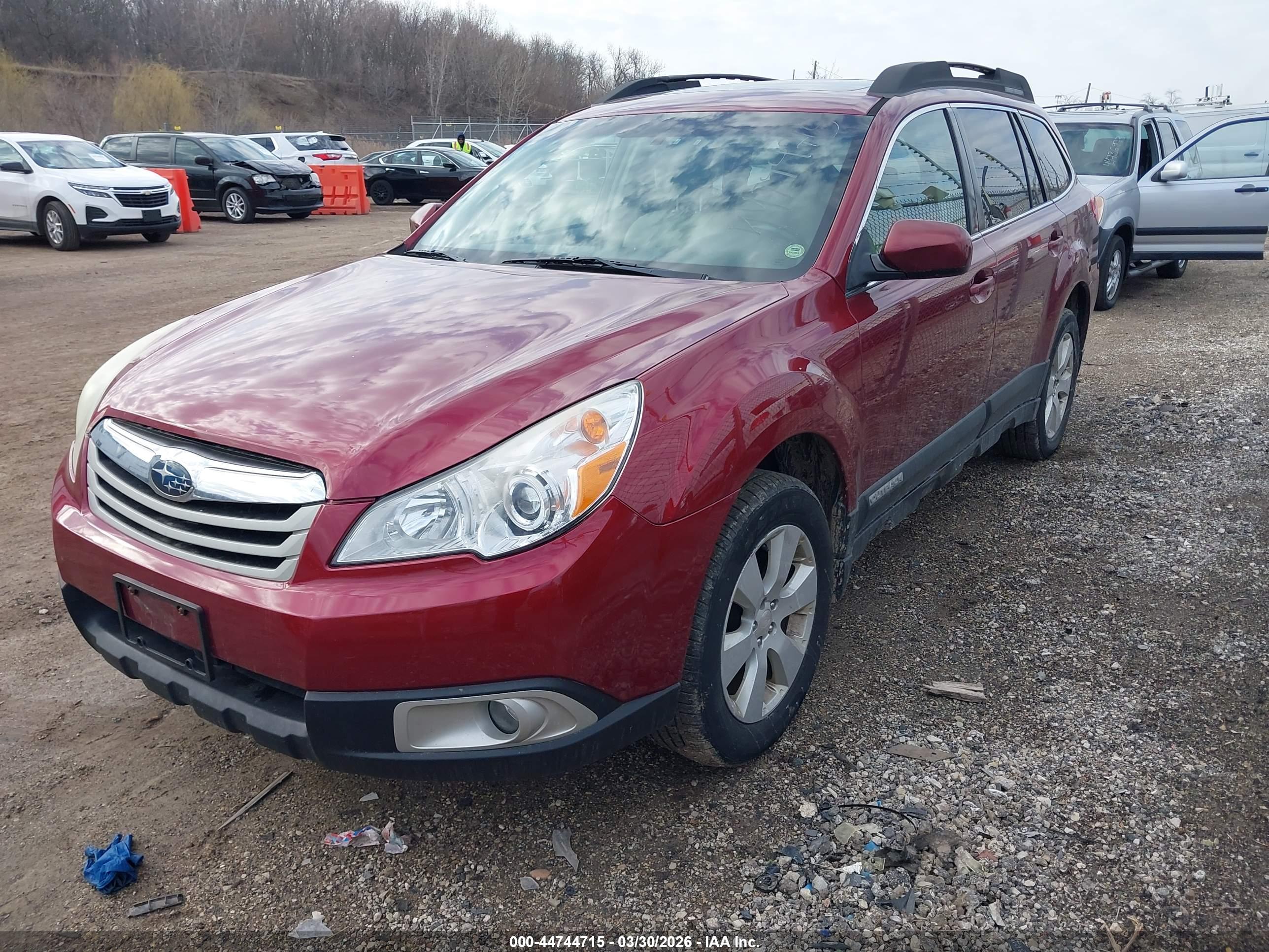 SUBARU OUTBACK image 2