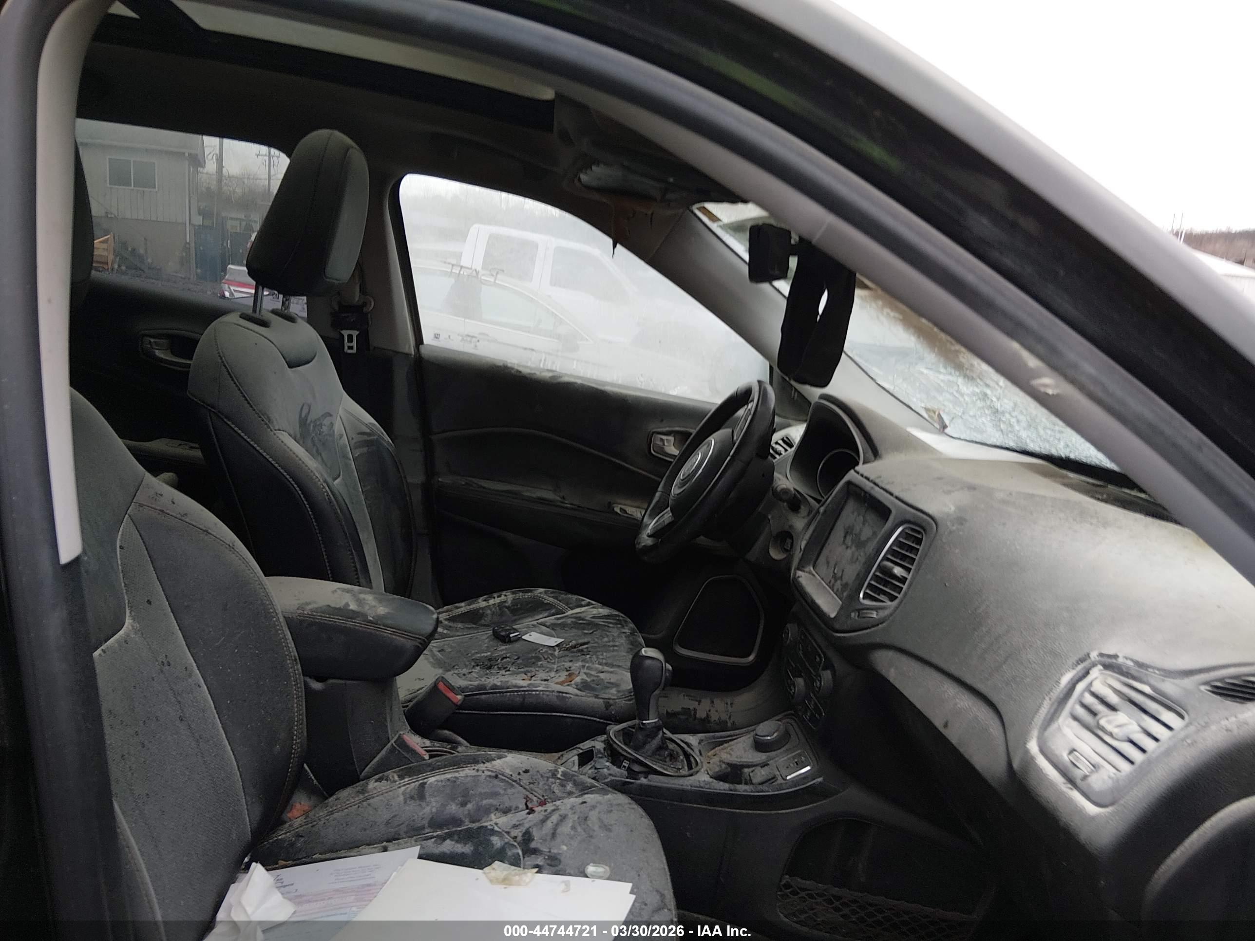 JEEP COMPASS image 5
