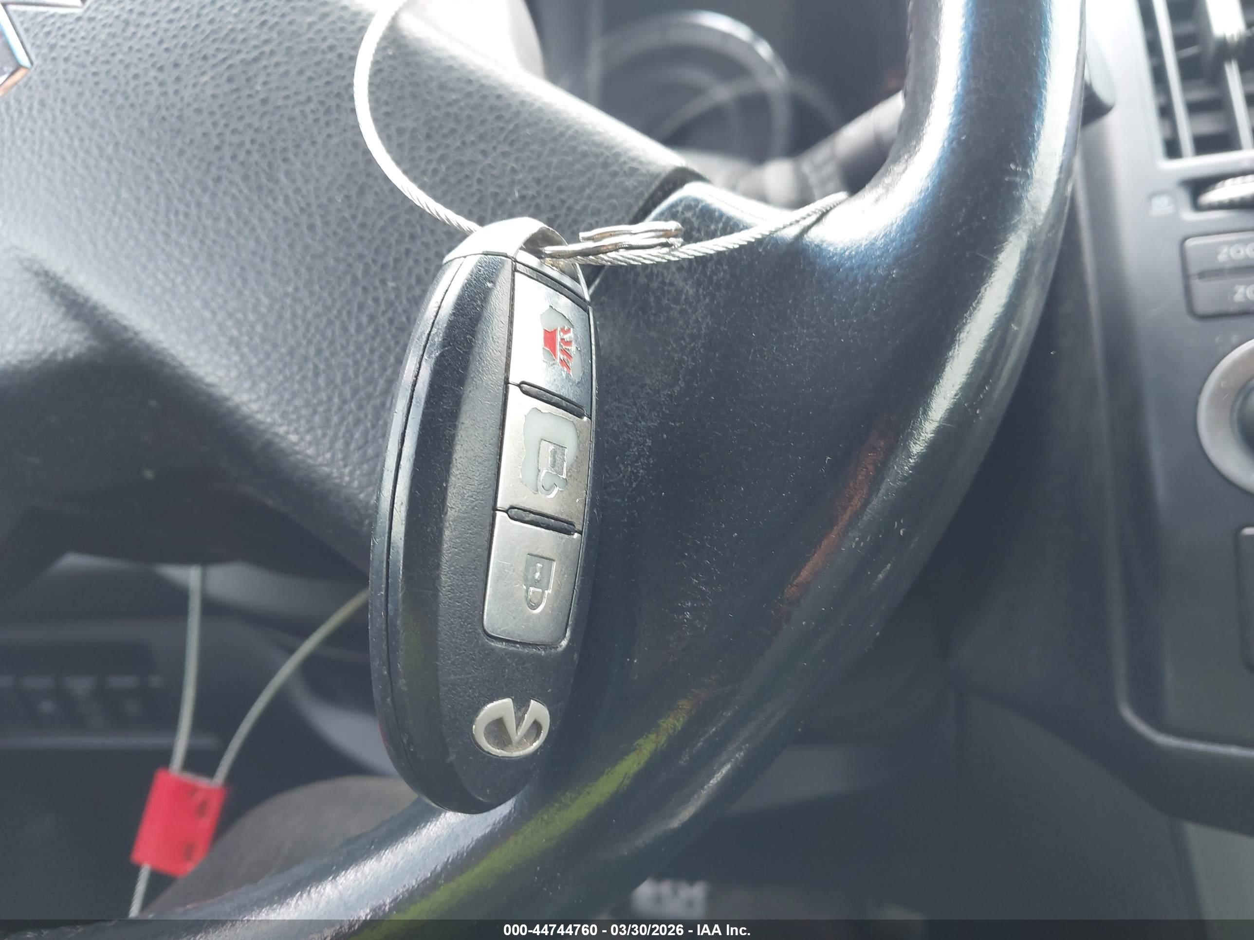 INFINITI FX45 image 11