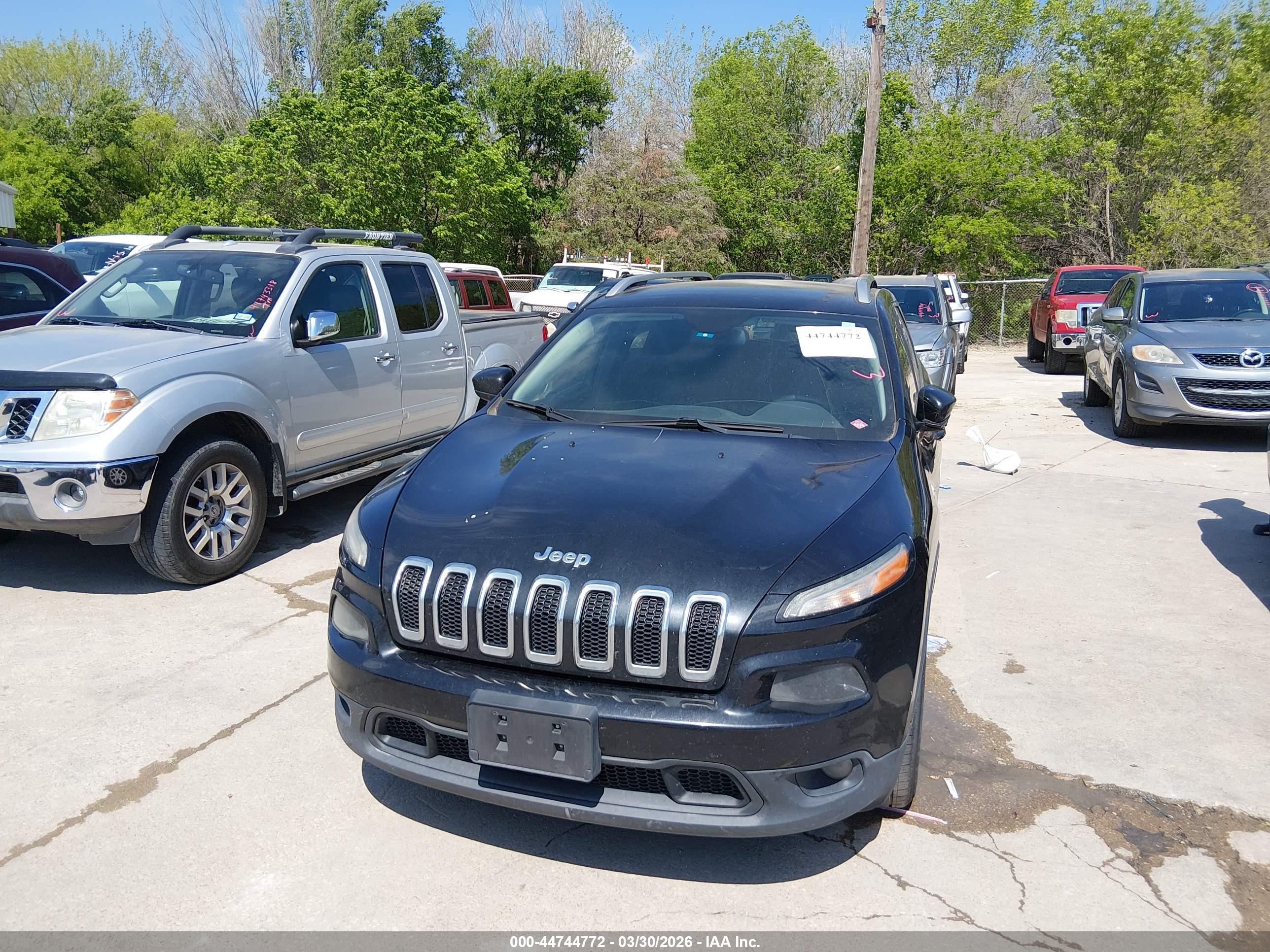 JEEP CHEROKEE image 6