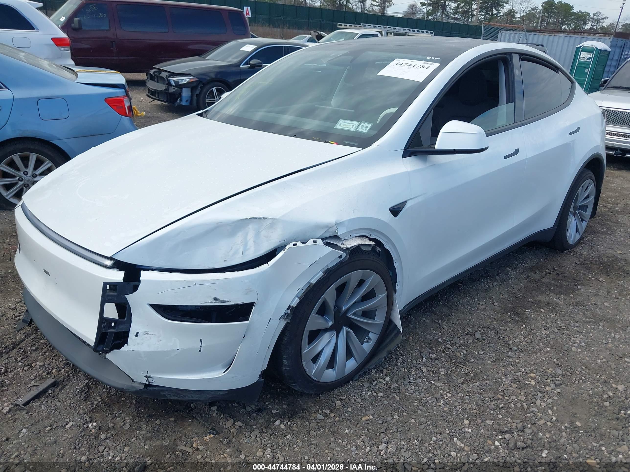 TESLA MODEL image 2