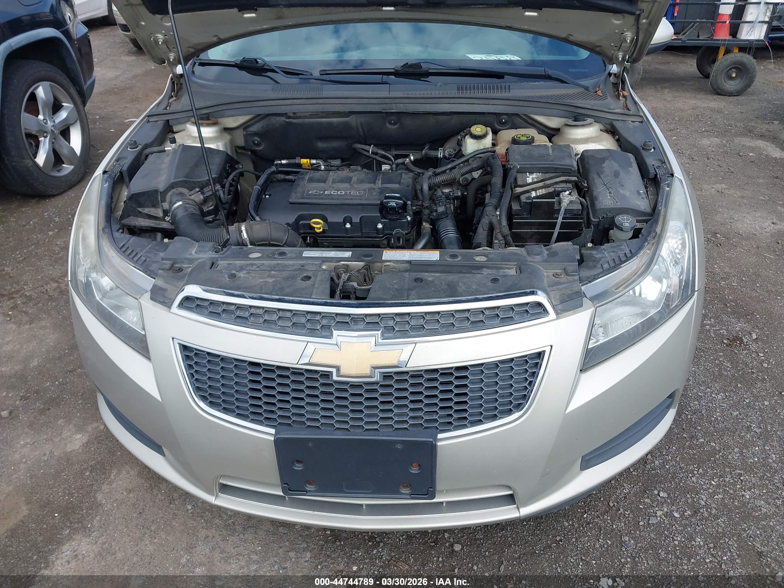 CHEVROLET CRUZE image 6