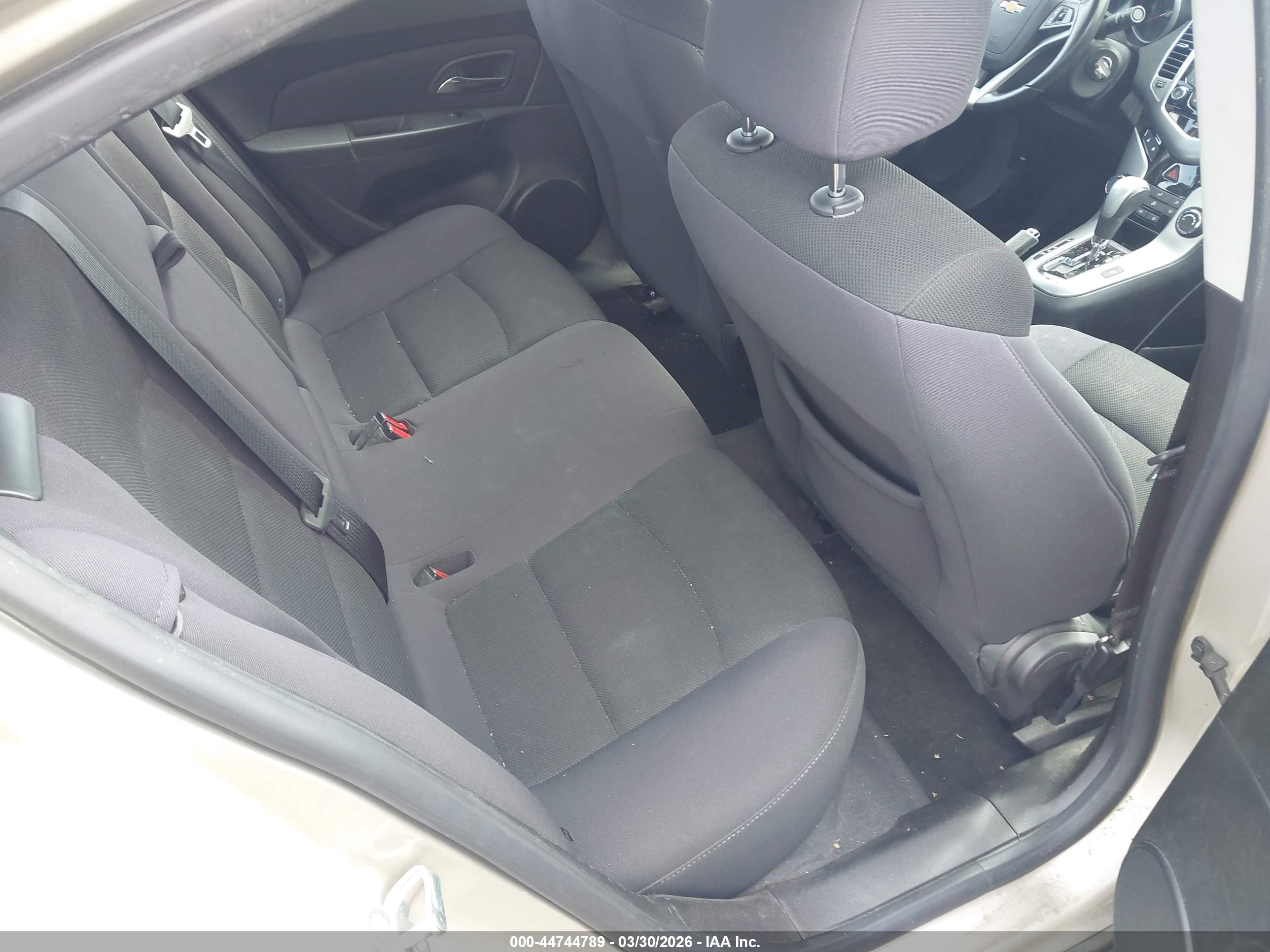 CHEVROLET CRUZE image 8