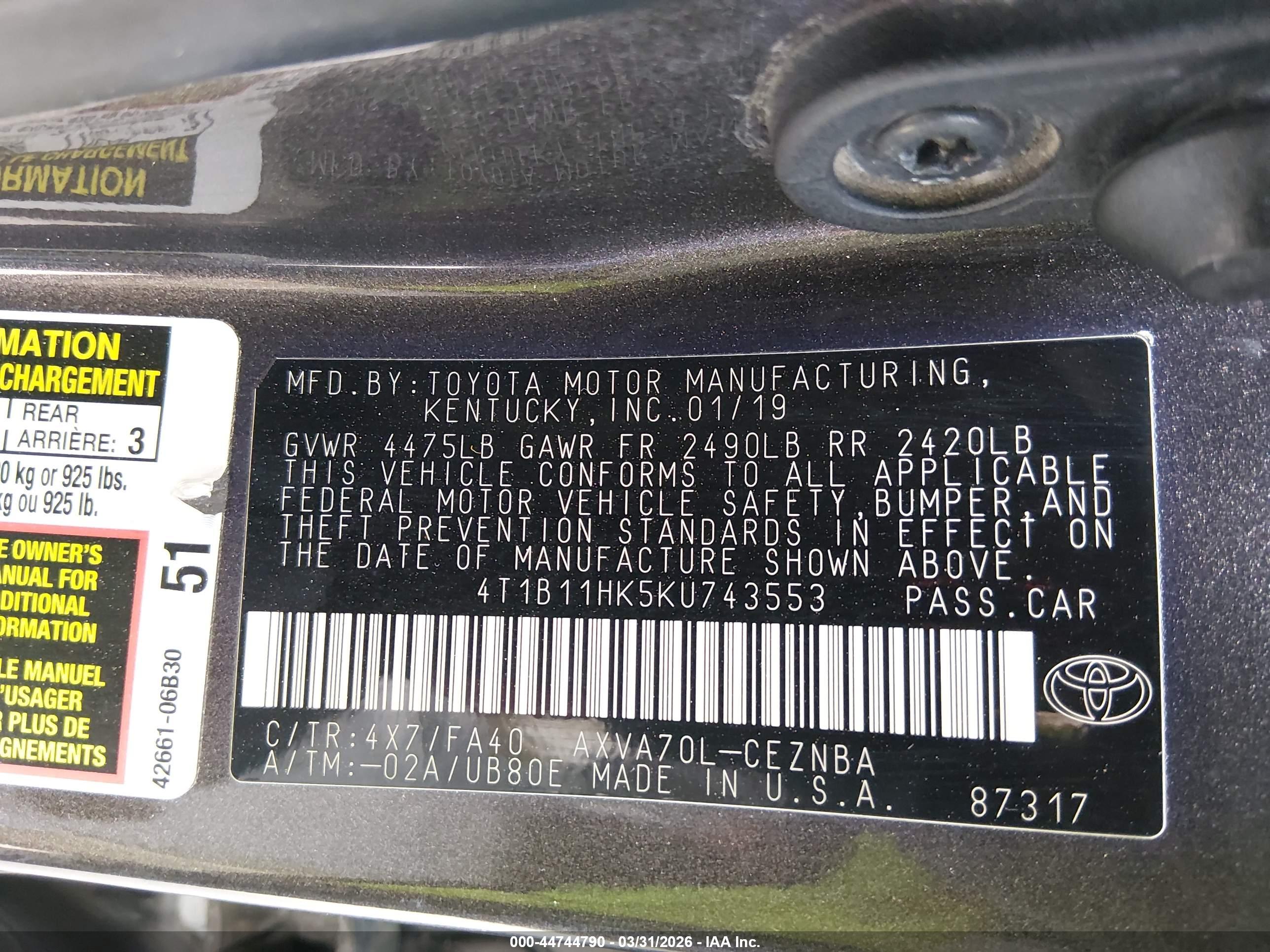 TOYOTA CAMRY image 9