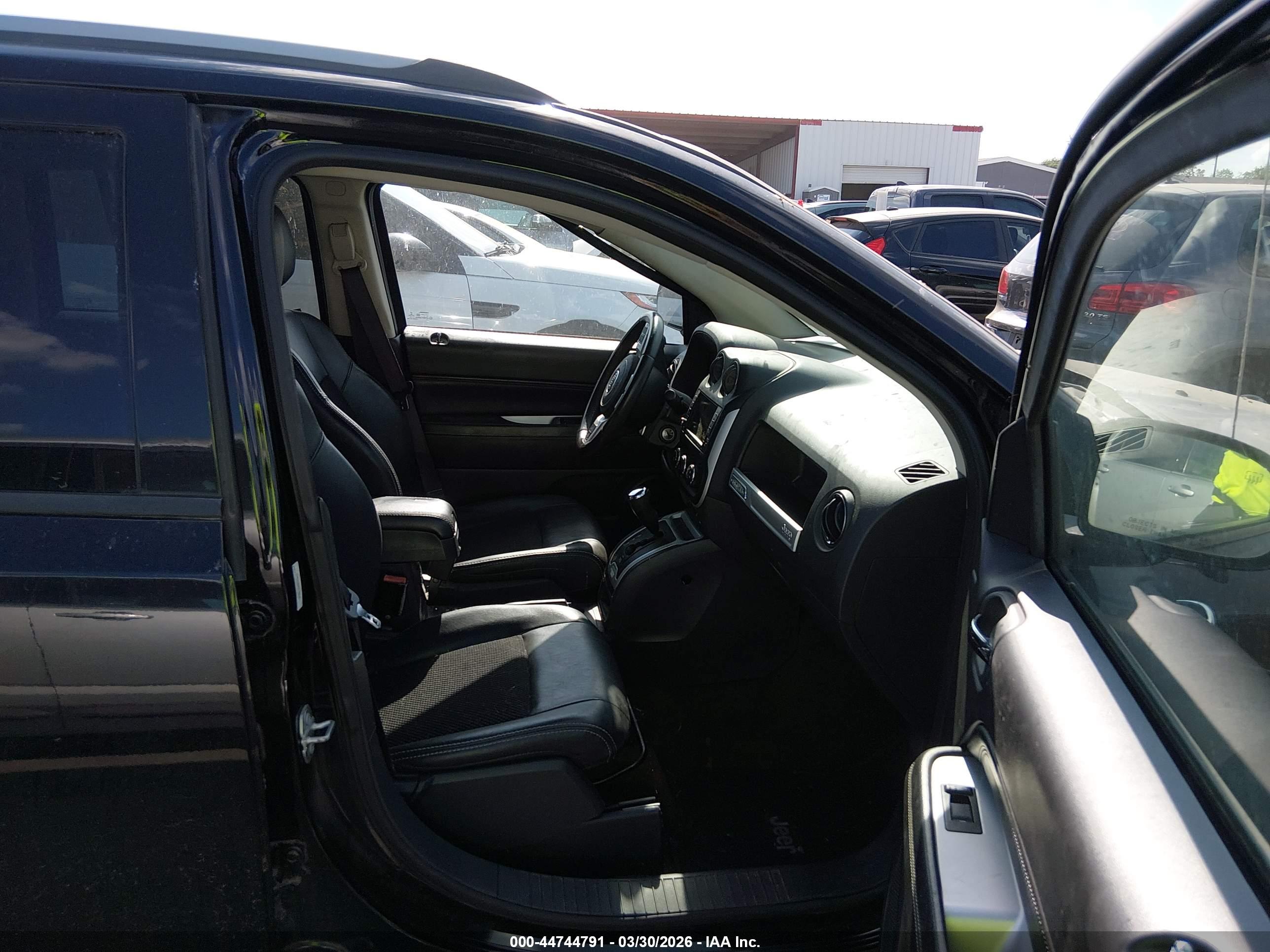 JEEP COMPASS image 5