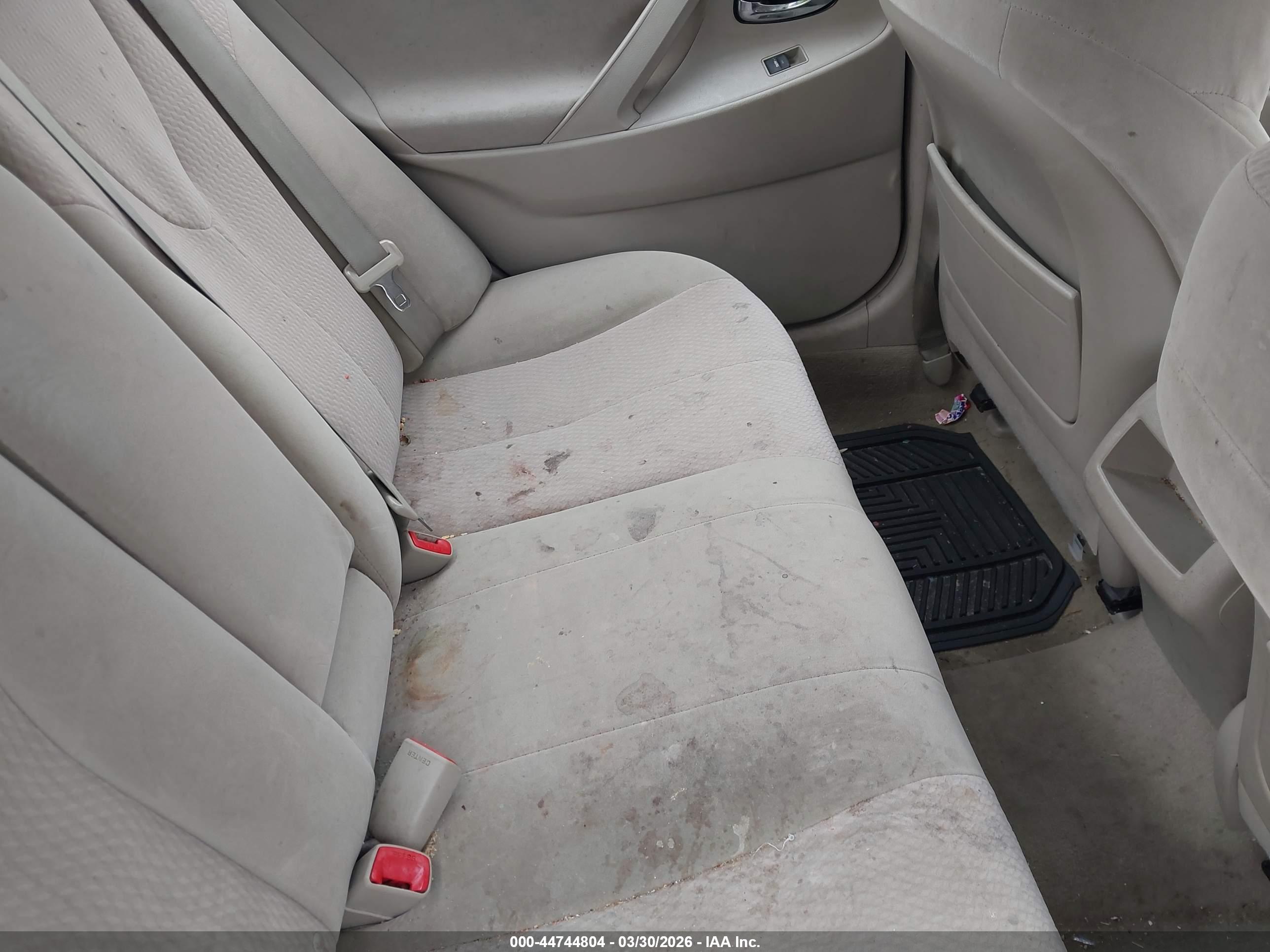 TOYOTA CAMRY image 8
