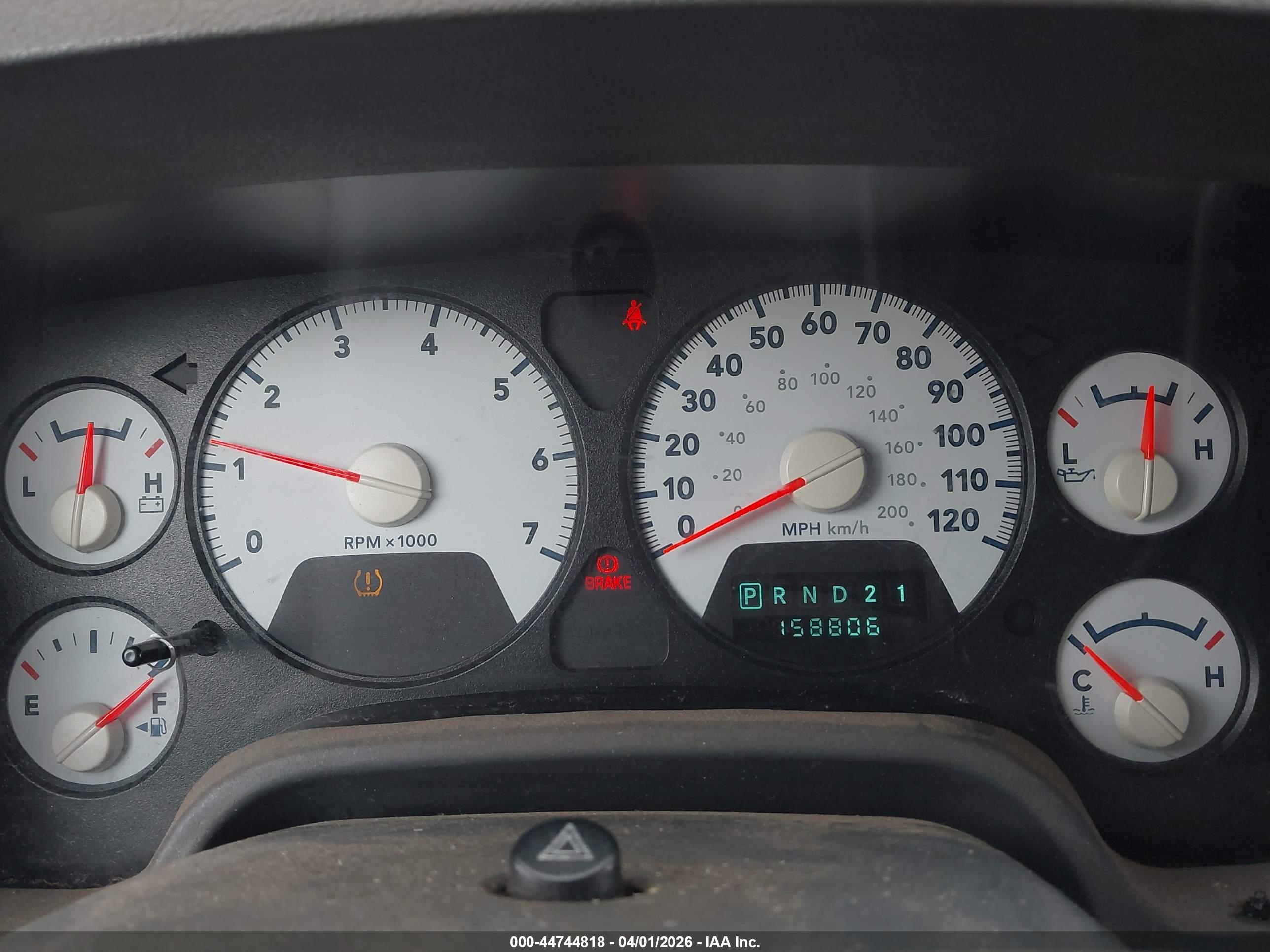 DODGE RAM image 7