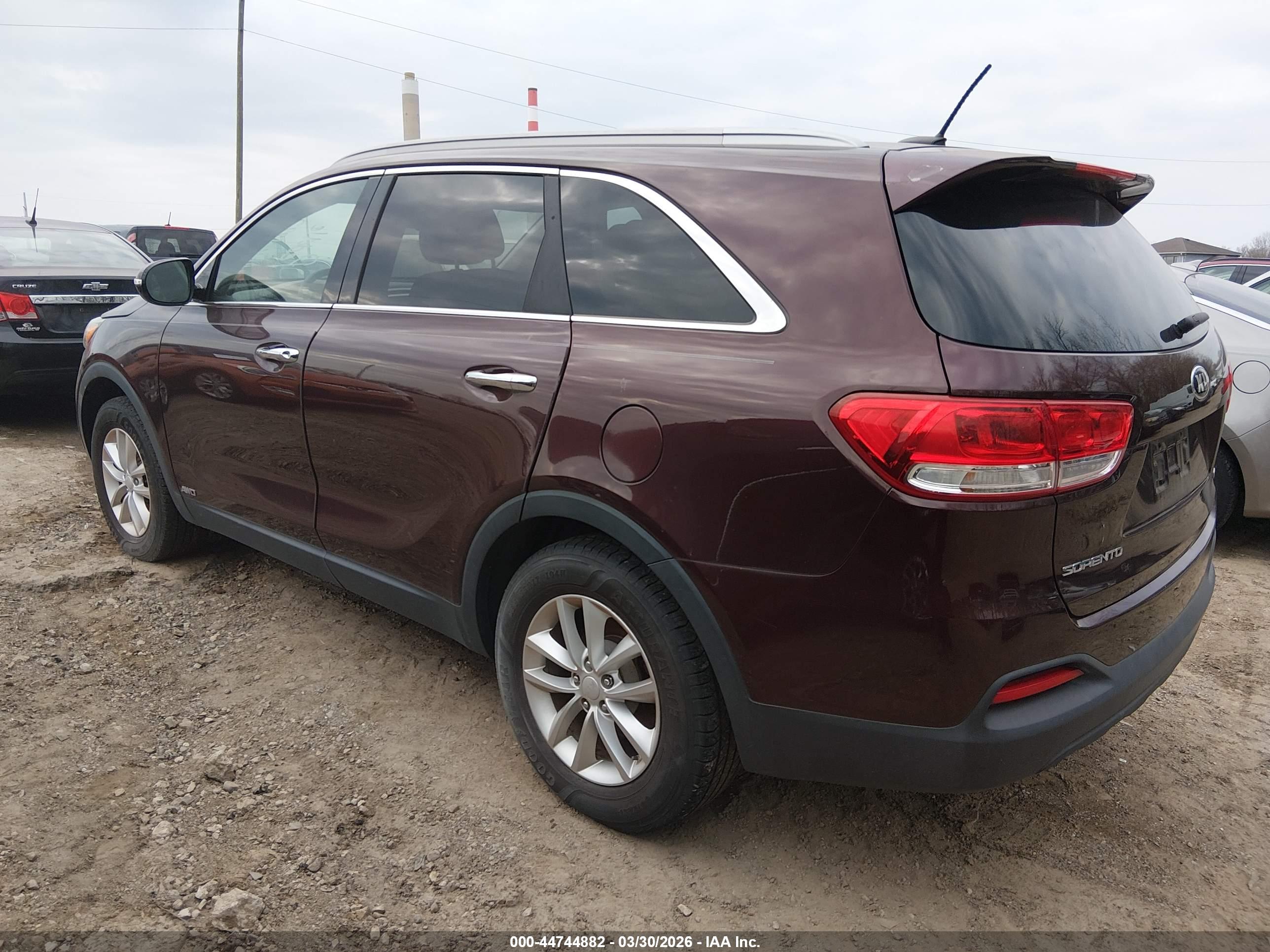 KIA SORENTO image 3