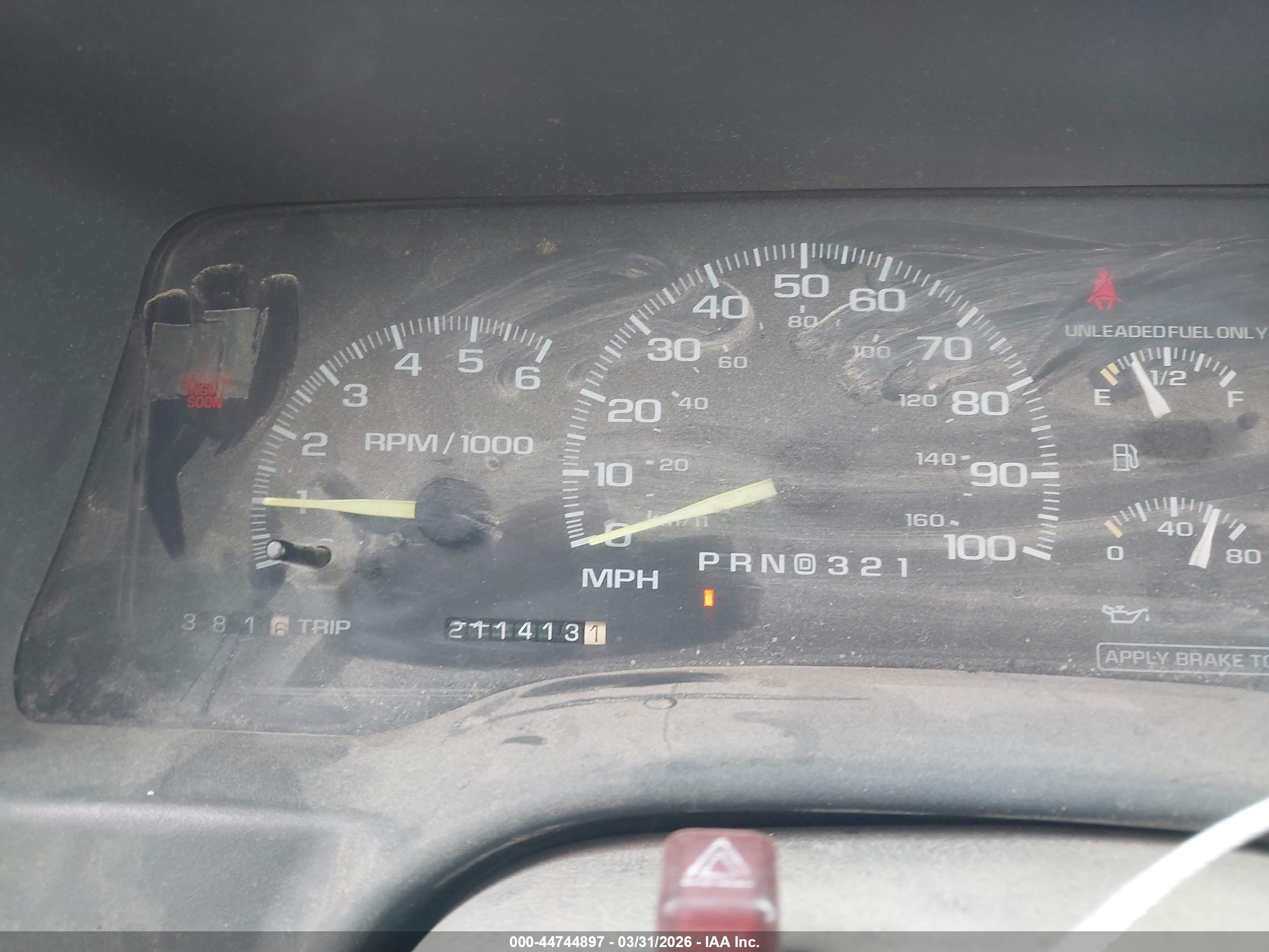 CHEVROLET C1500 image 7