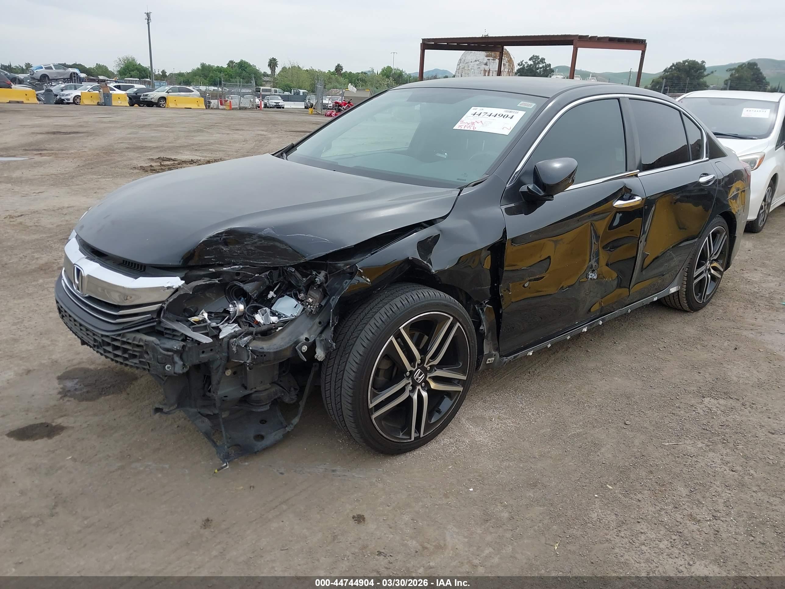HONDA ACCORD image 2