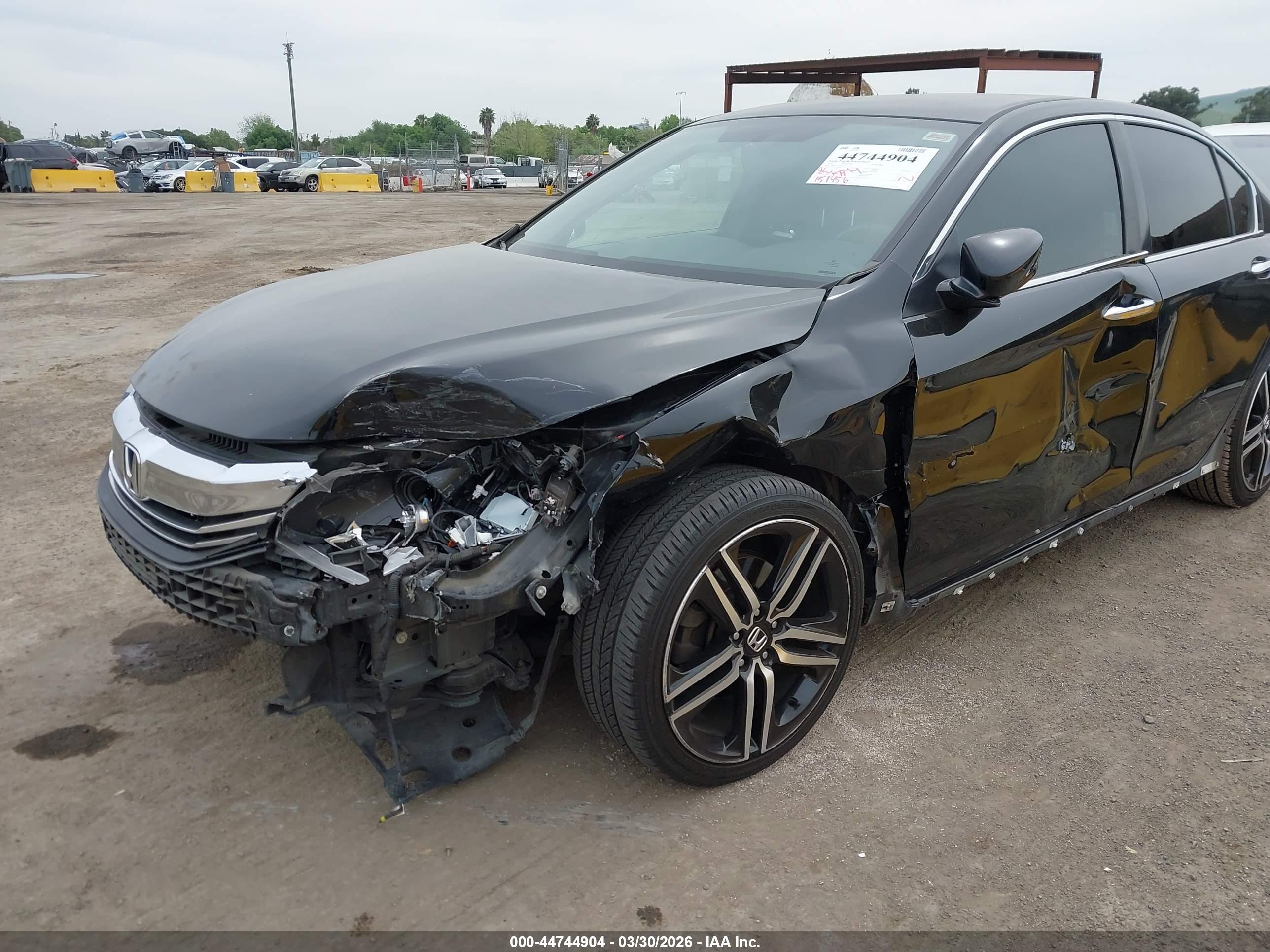 HONDA ACCORD image 6