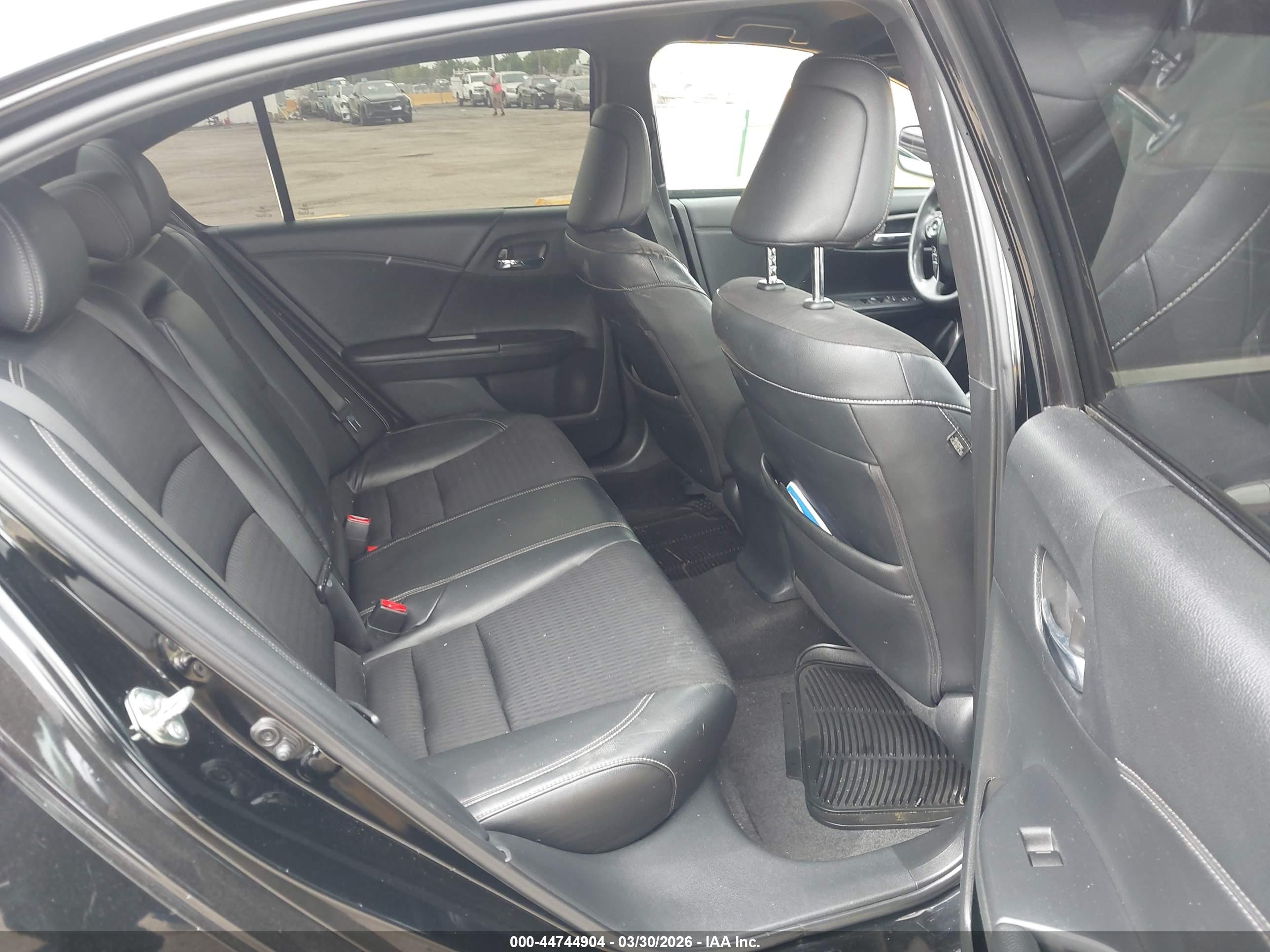 HONDA ACCORD image 8