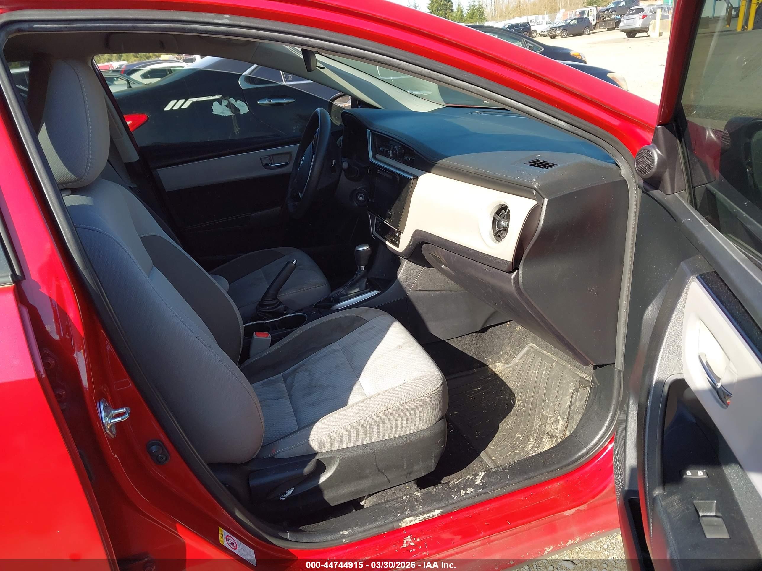 TOYOTA COROLLA image 5