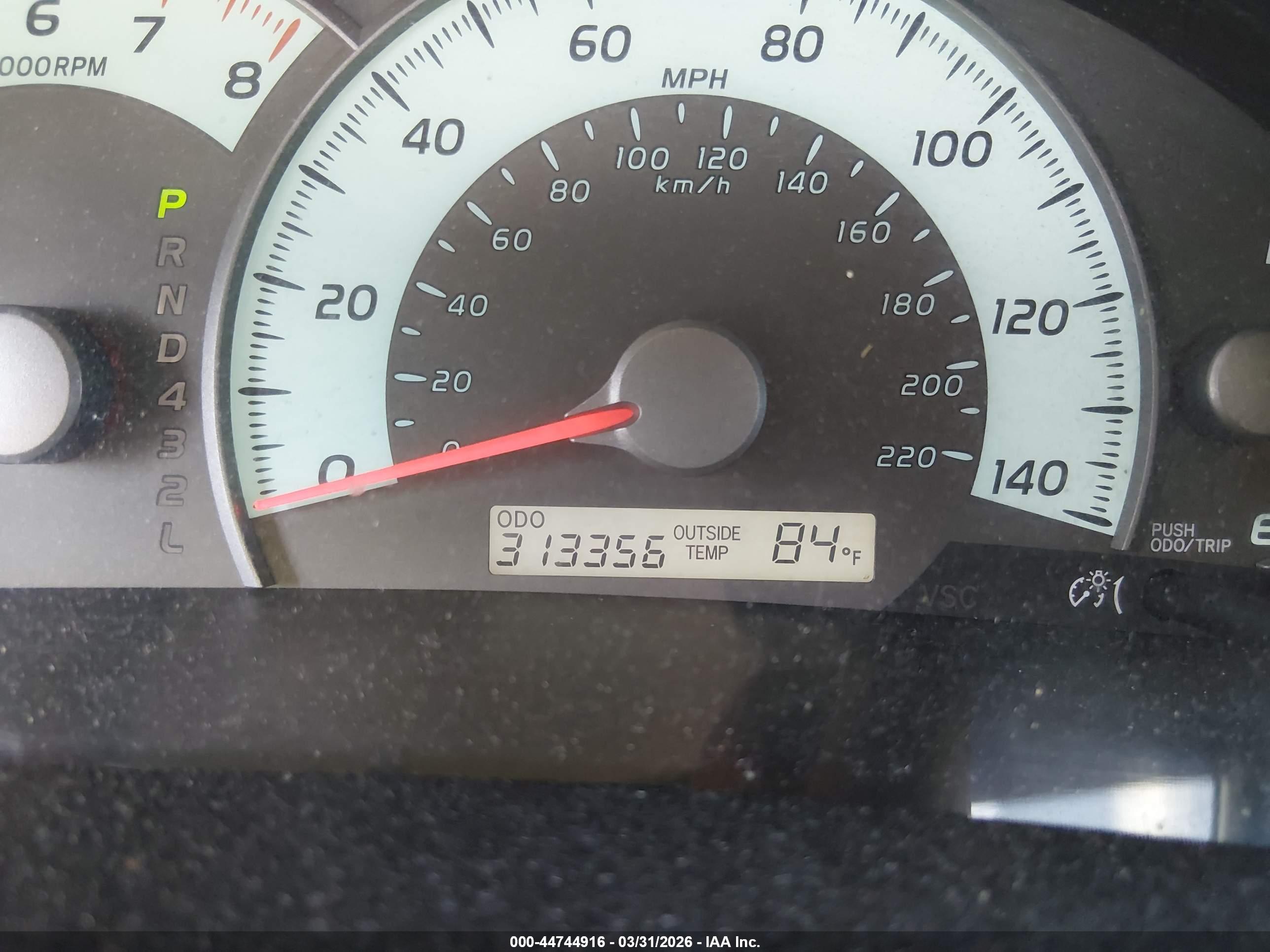 TOYOTA CAMRY image 7