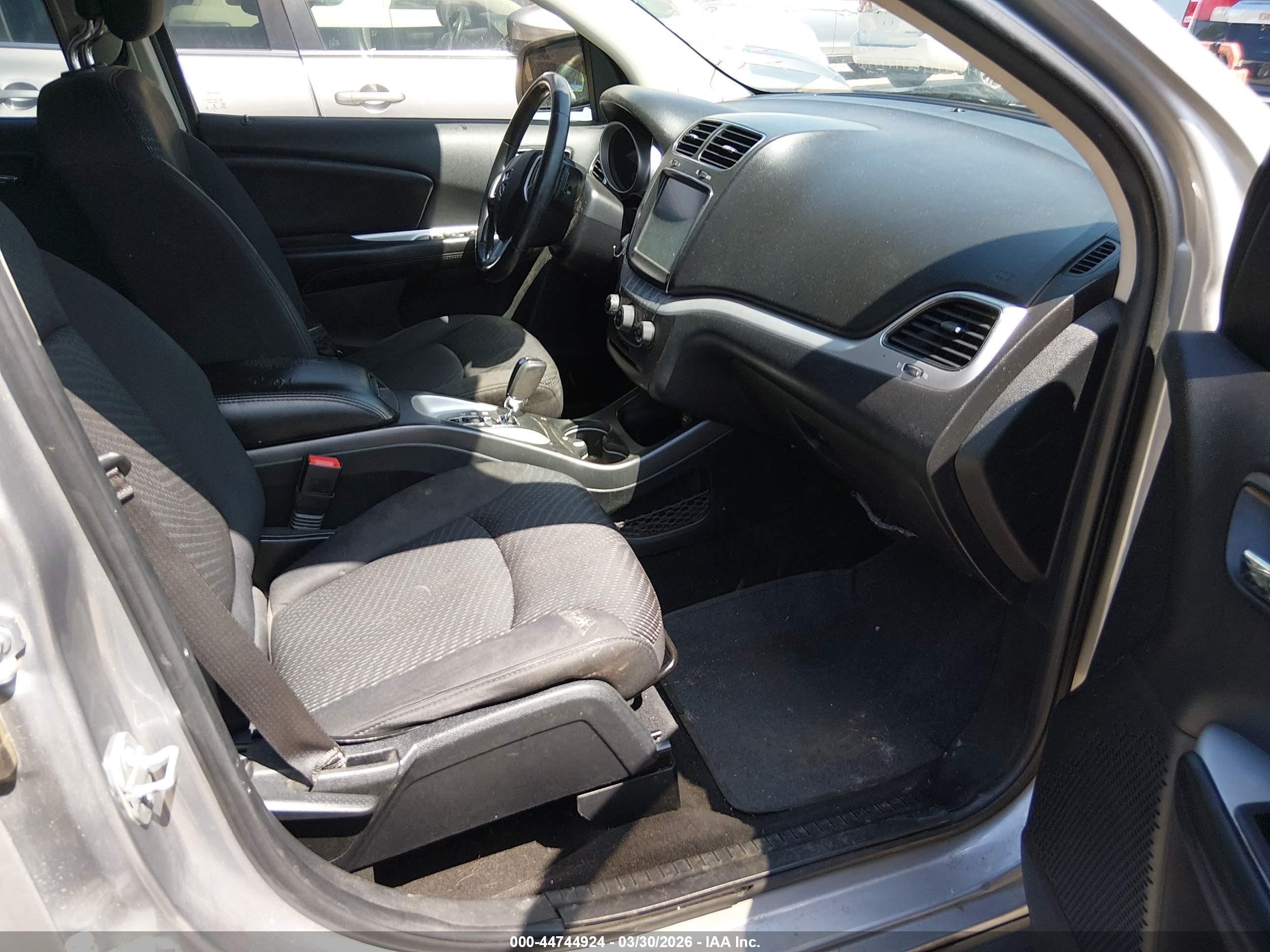 DODGE JOURNEY image 5