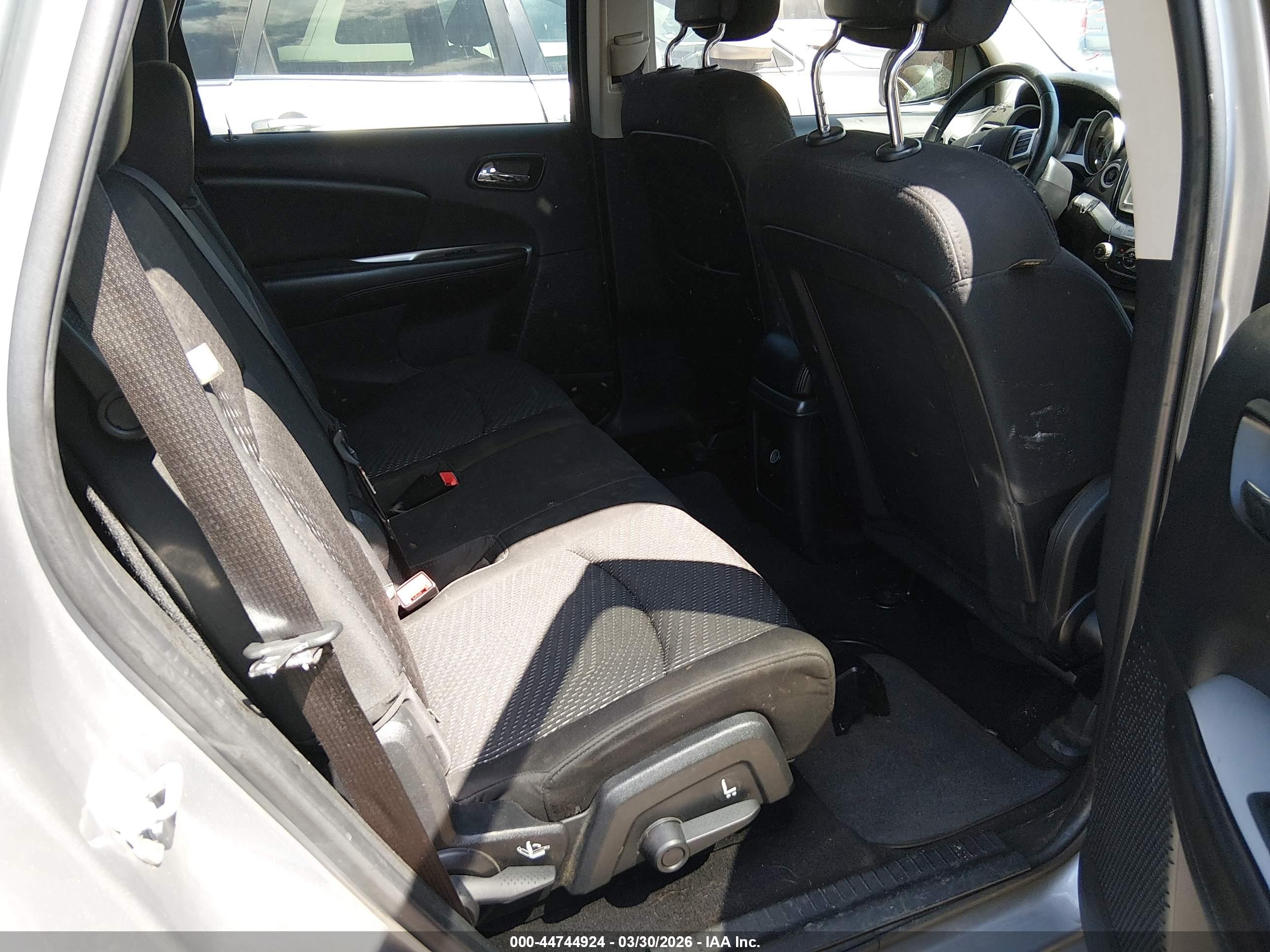 DODGE JOURNEY image 8