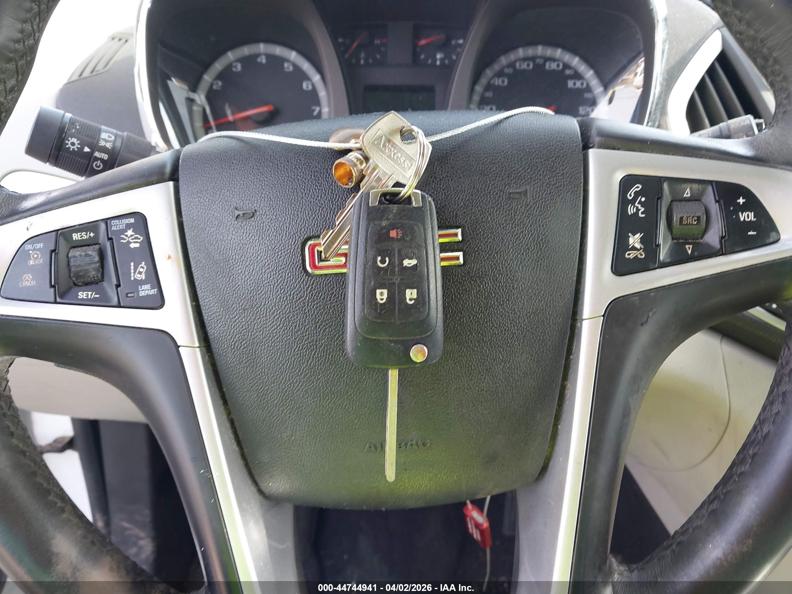 GMC TERRAIN image 11