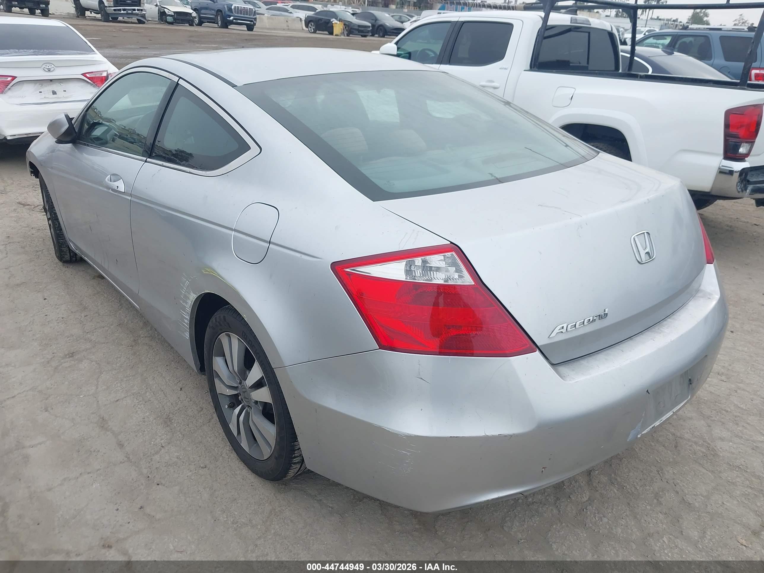 HONDA ACCORD image 3