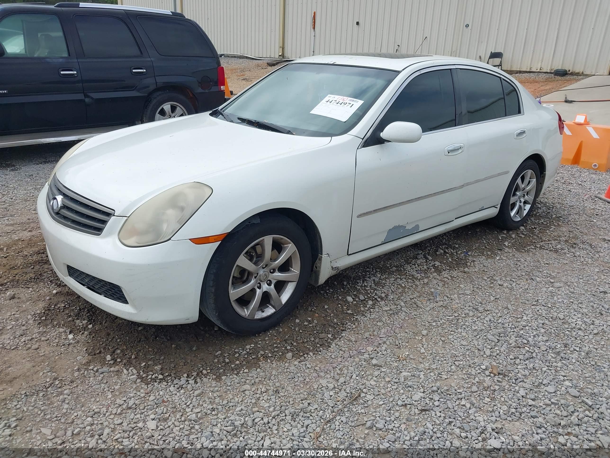 INFINITI G35 image 2