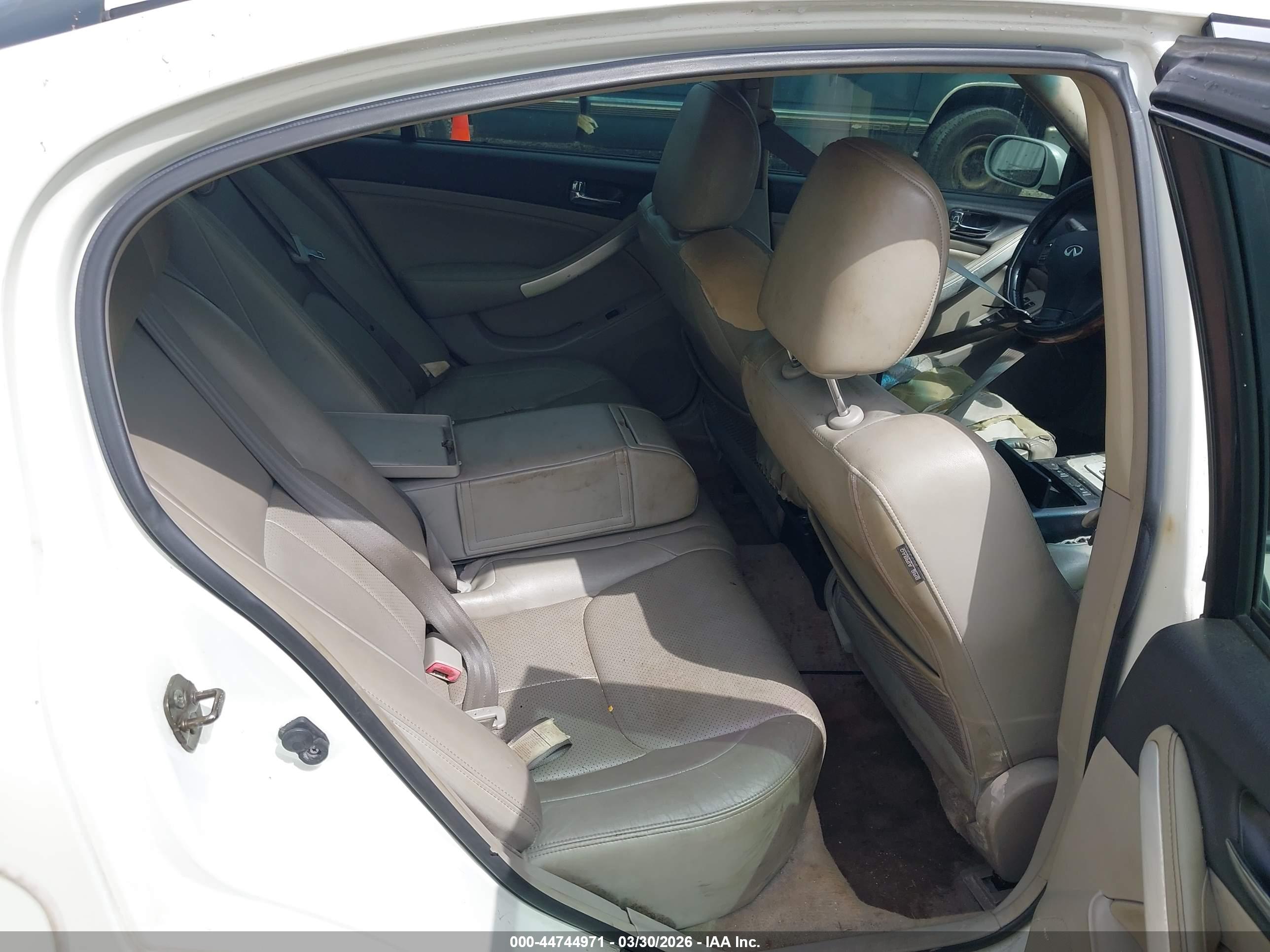 INFINITI G35 image 8