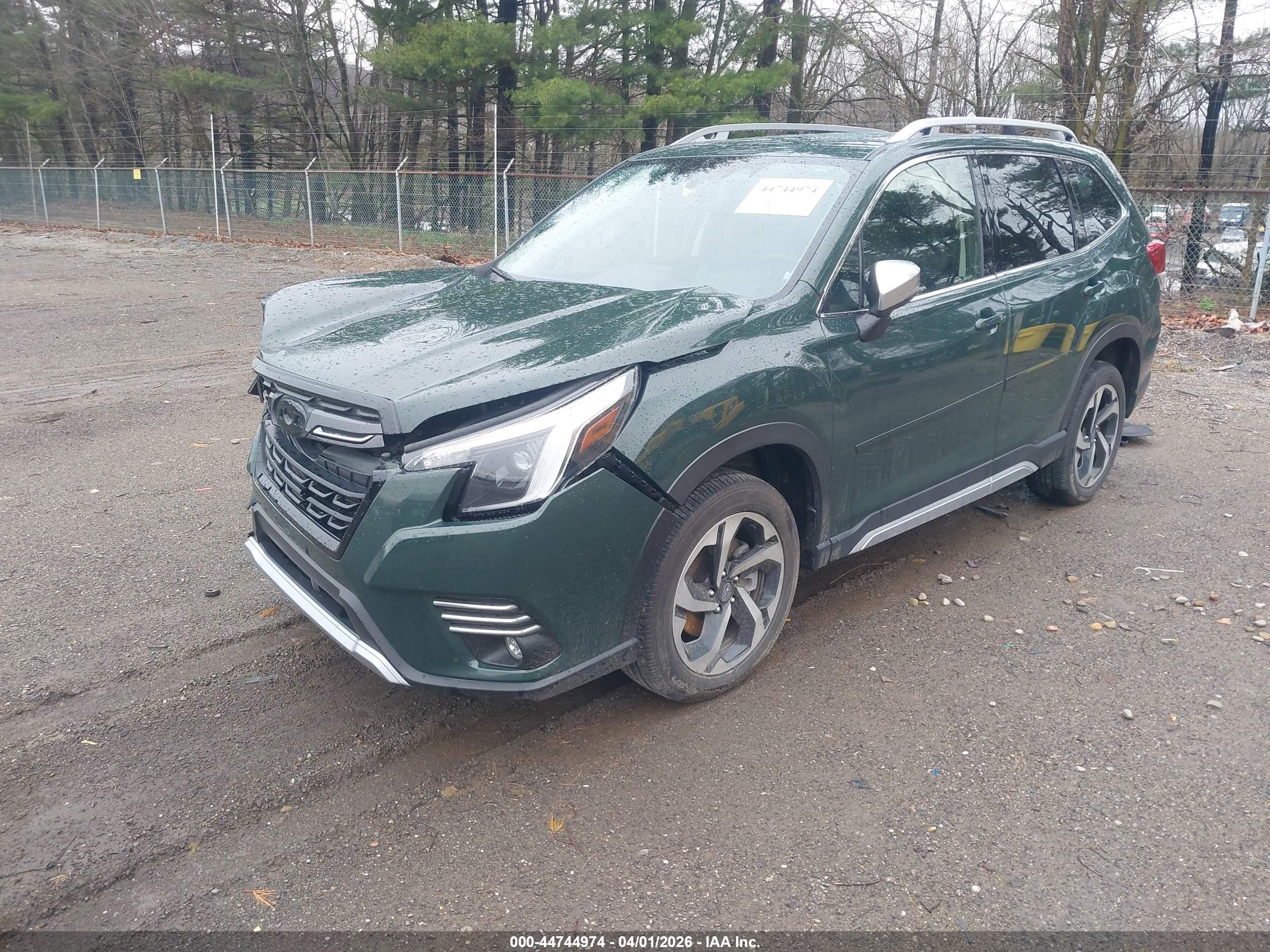 SUBARU FORESTER image 2