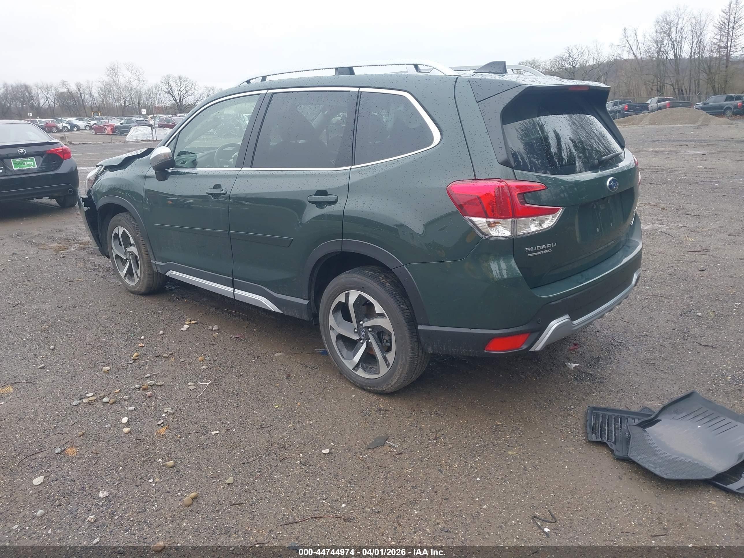 SUBARU FORESTER image 3