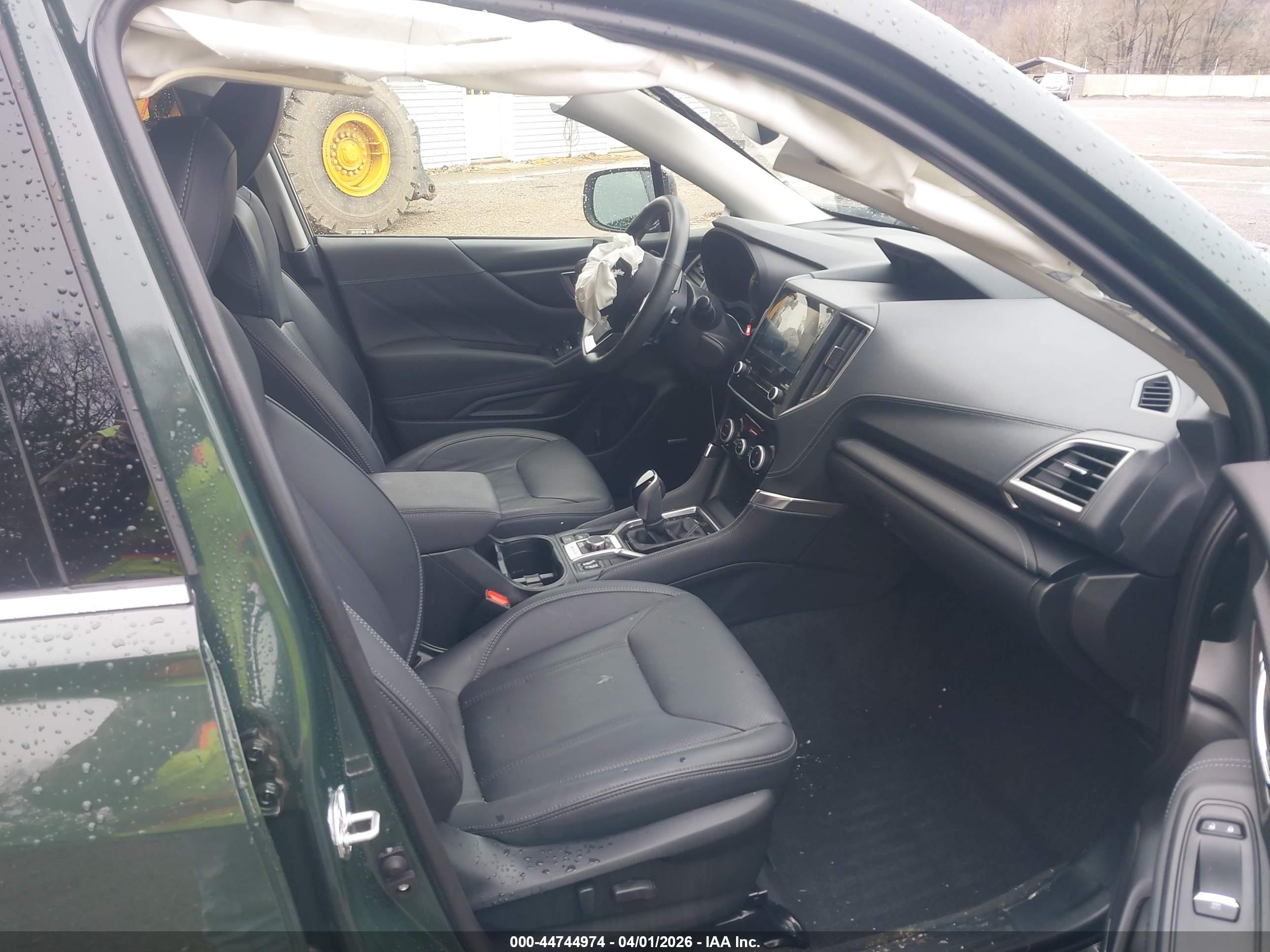 SUBARU FORESTER image 5
