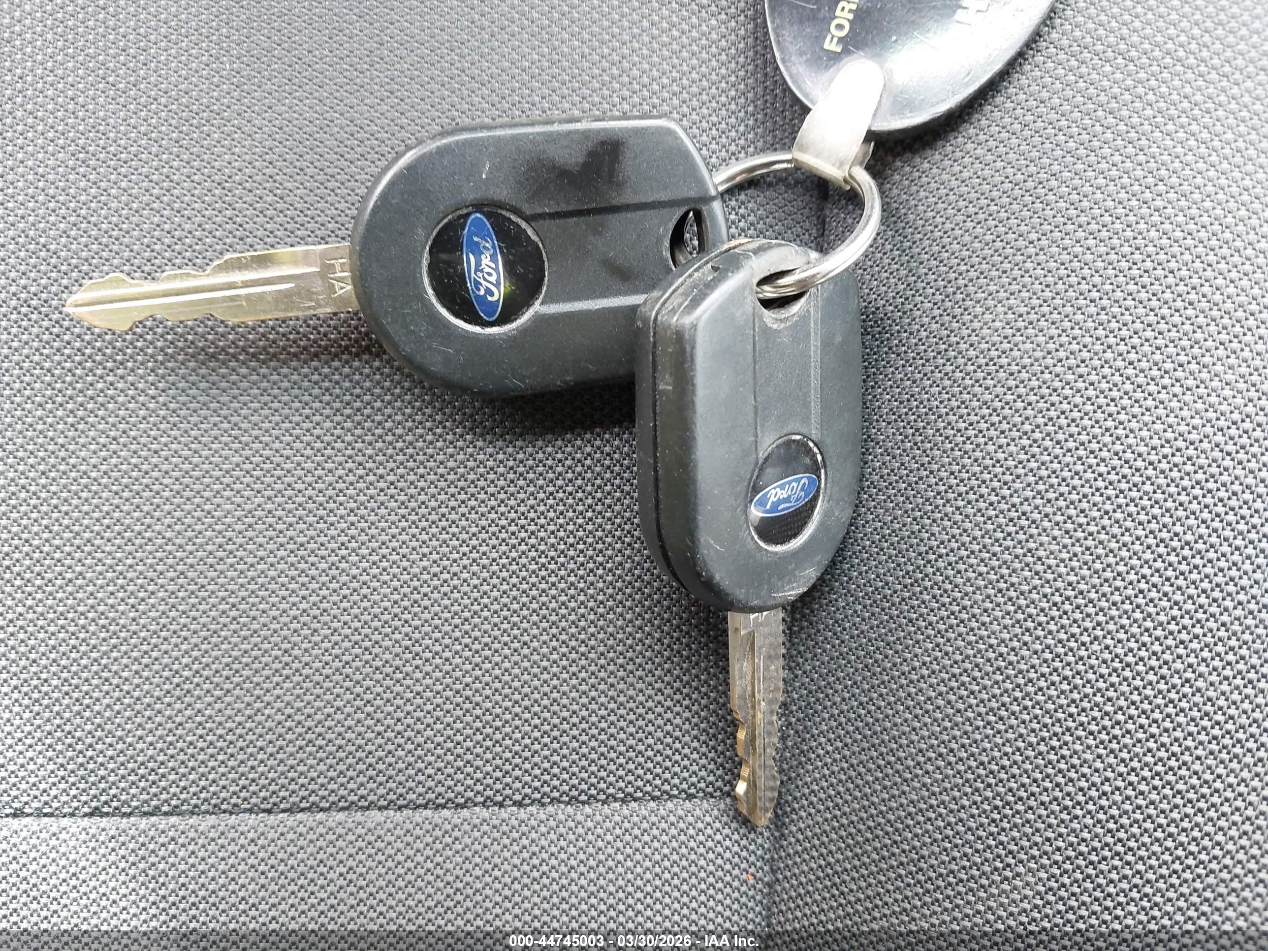 FORD ESCAPE image 11