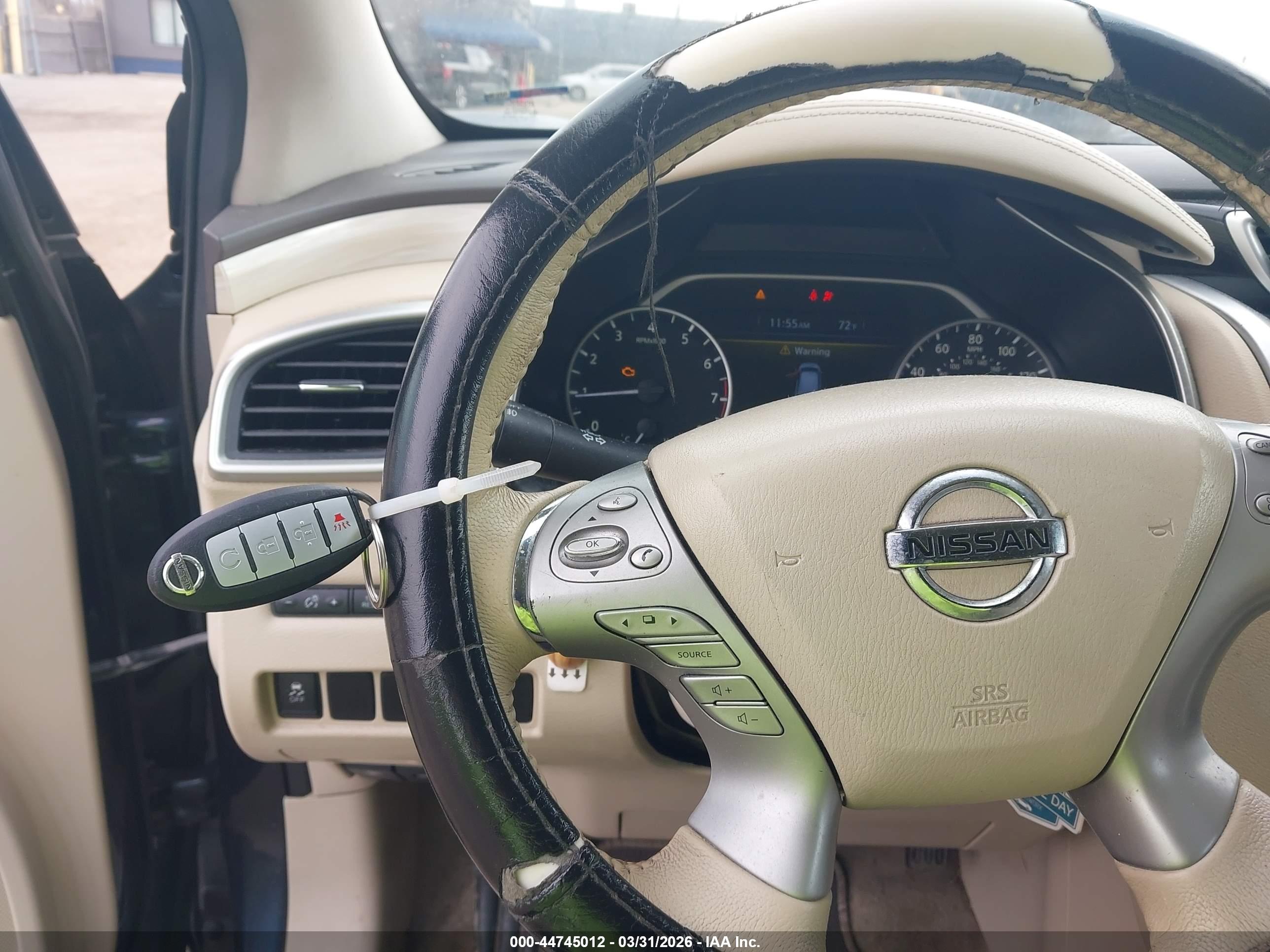 NISSAN MURANO image 11