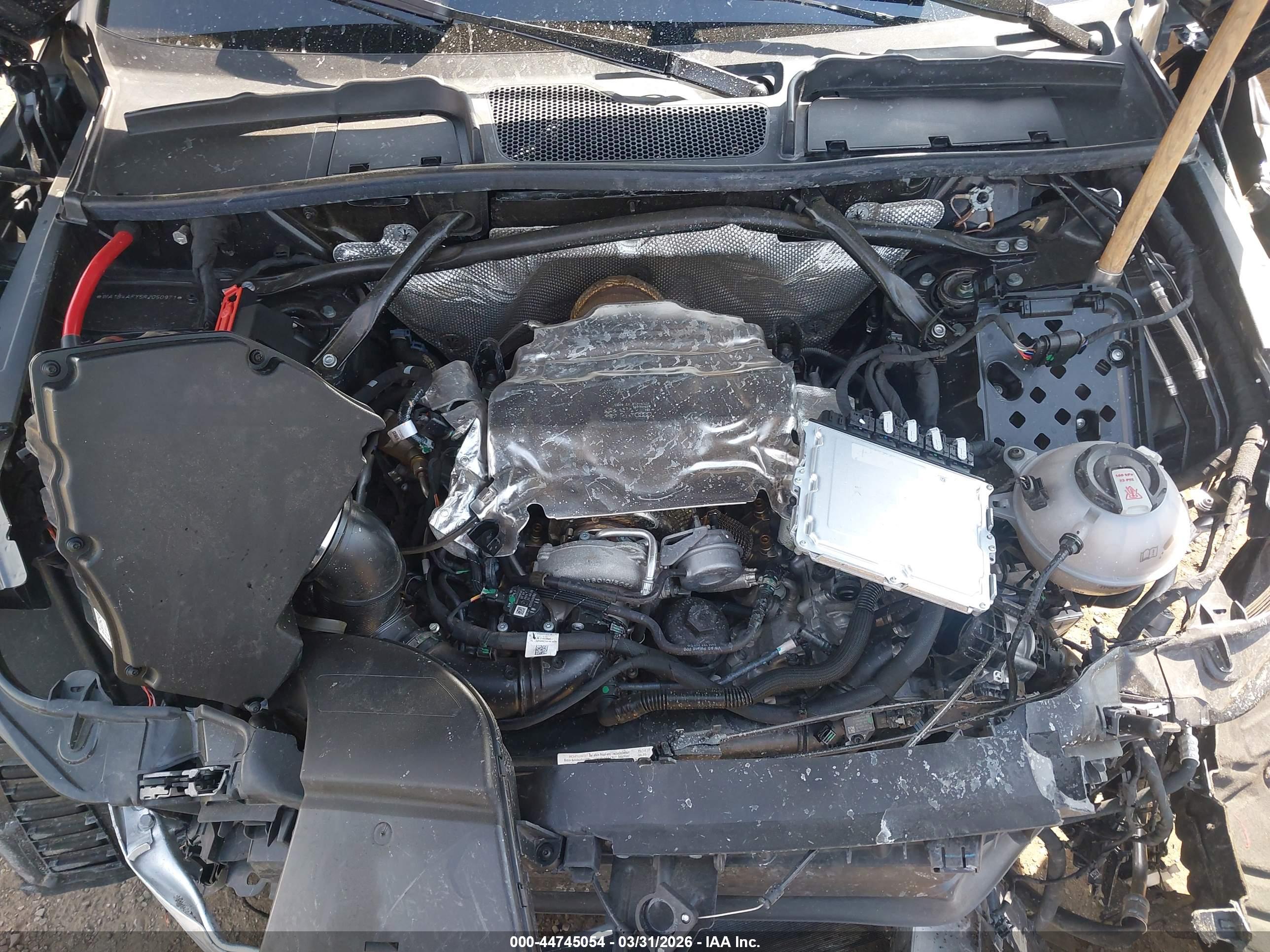 AUDI SQ5 image 10