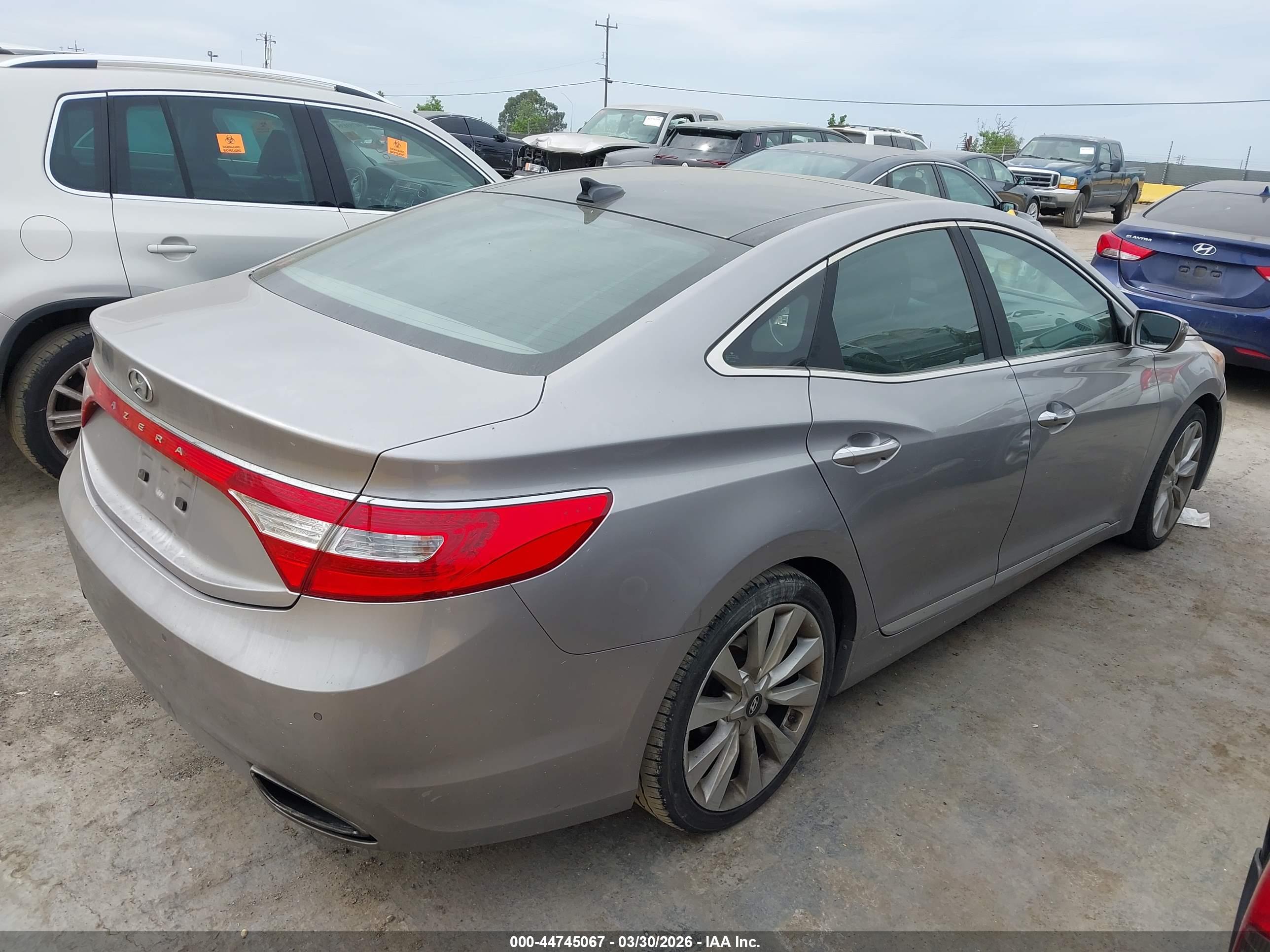 HYUNDAI AZERA image 4