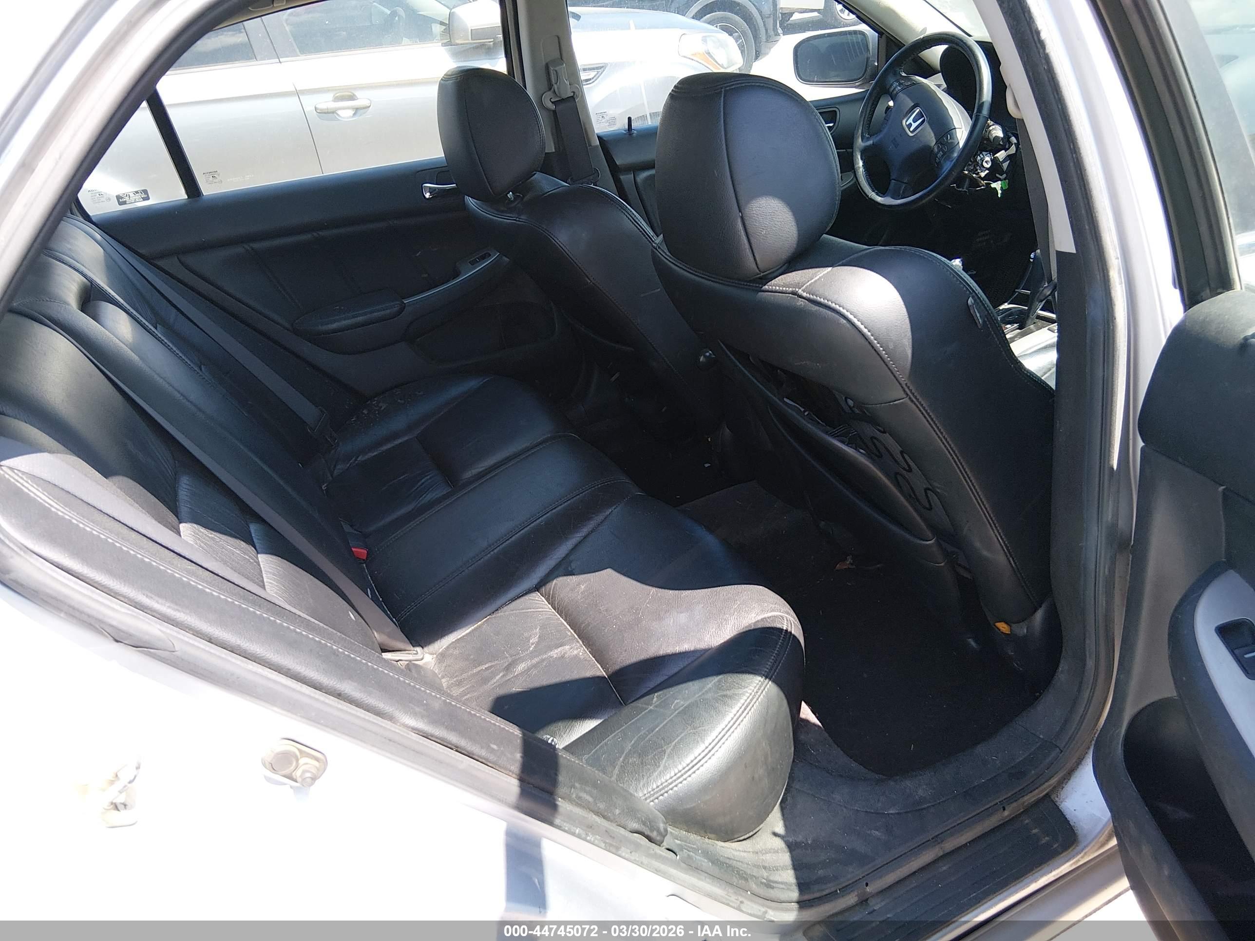 HONDA ACCORD image 8