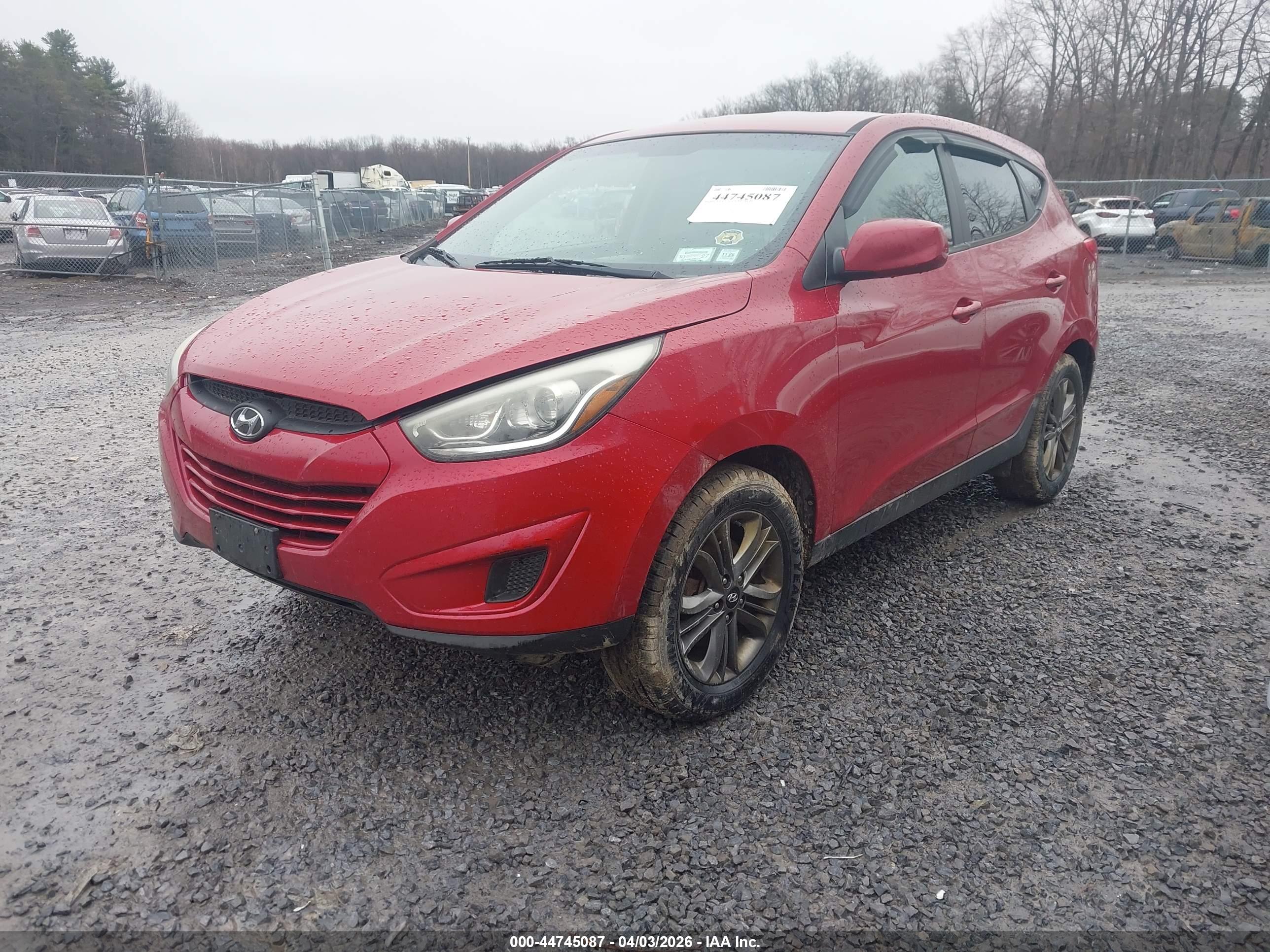 HYUNDAI TUCSON image 2