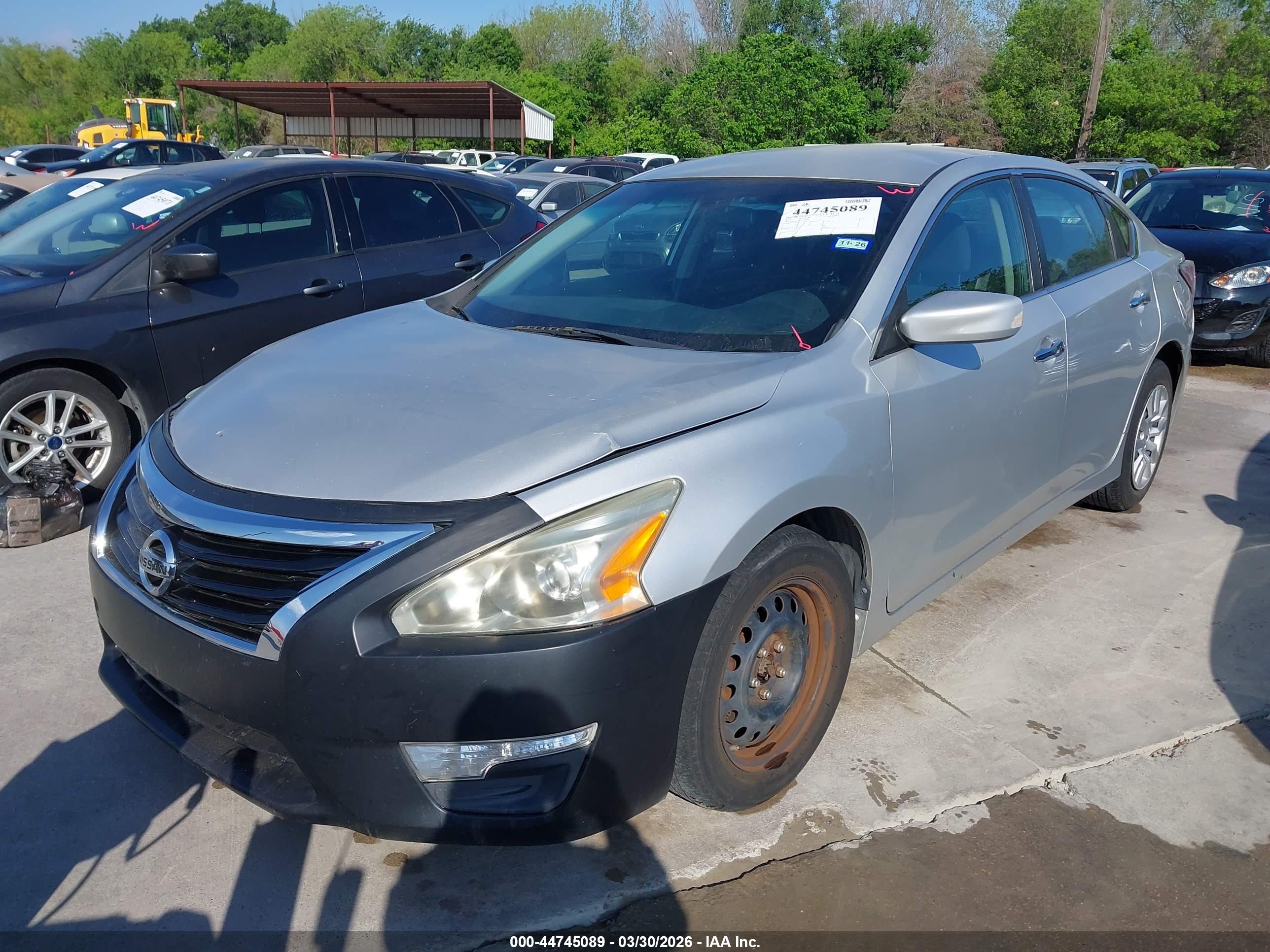 NISSAN ALTIMA image 2