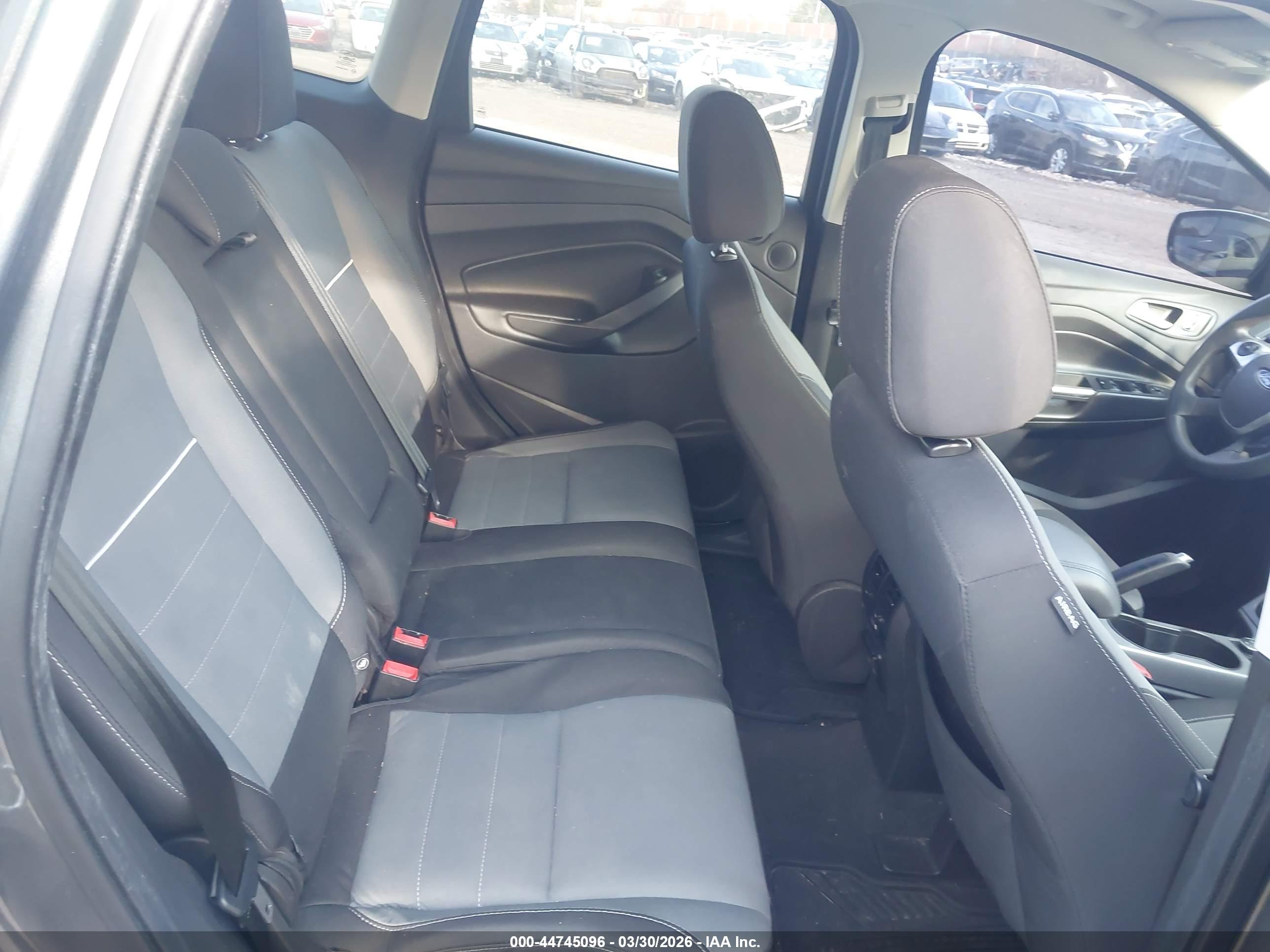 FORD ESCAPE image 8