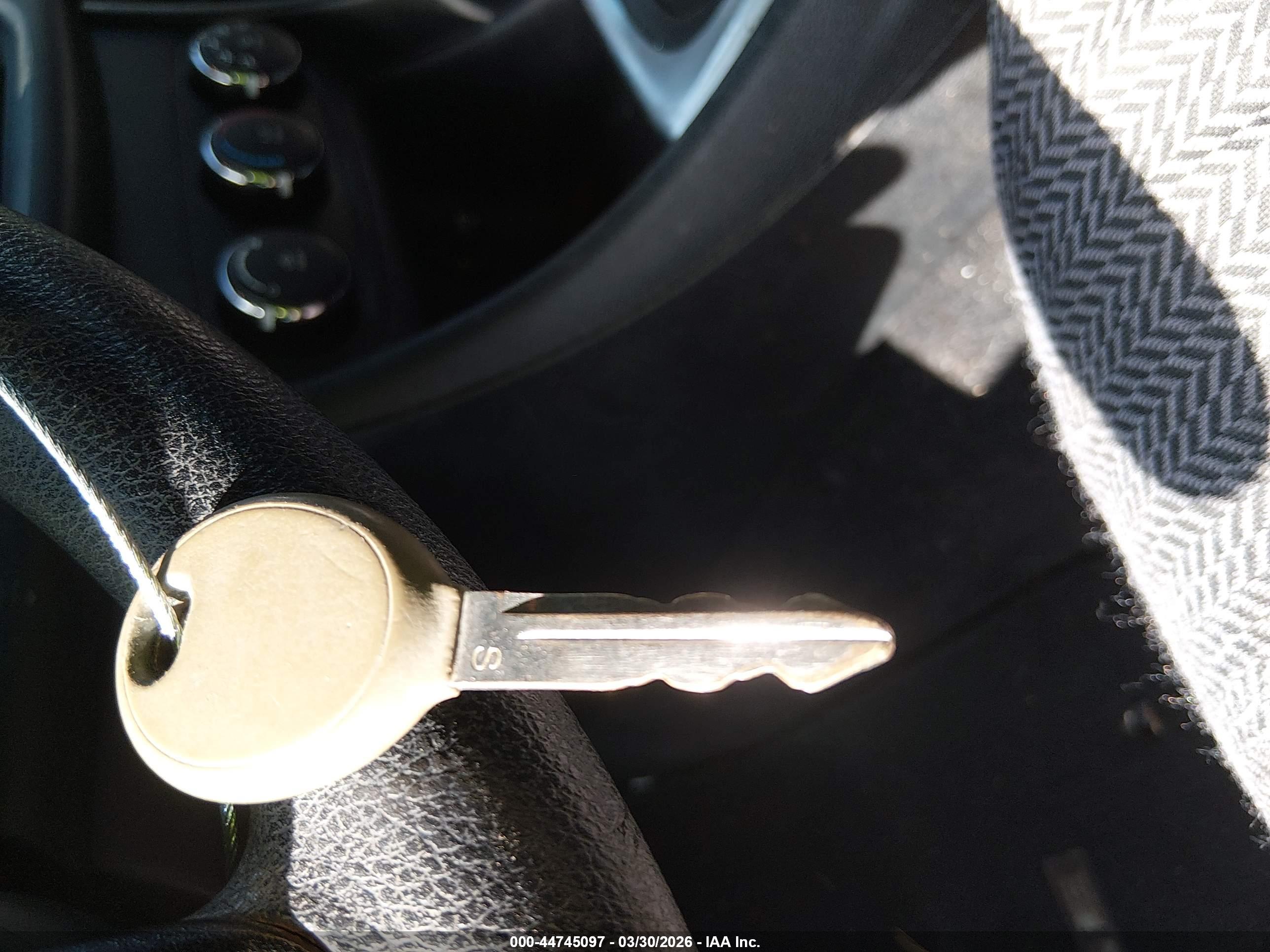 DODGE AVENGER image 11
