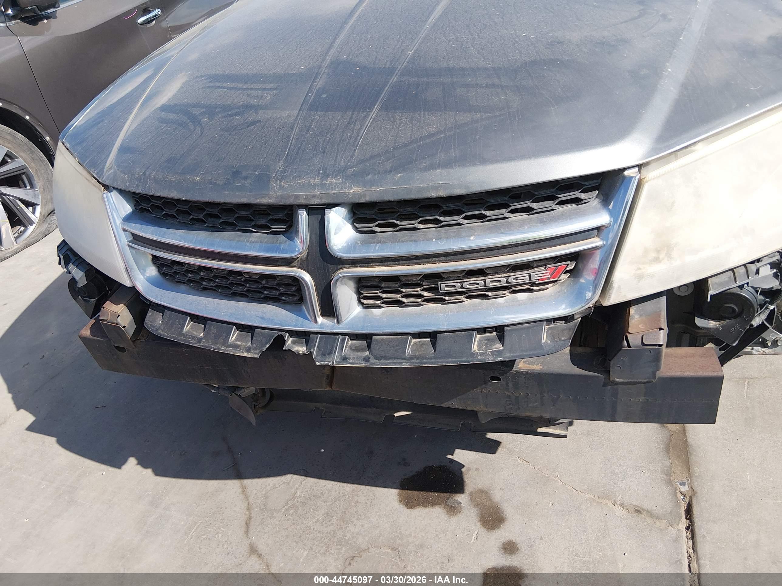 DODGE AVENGER image 6